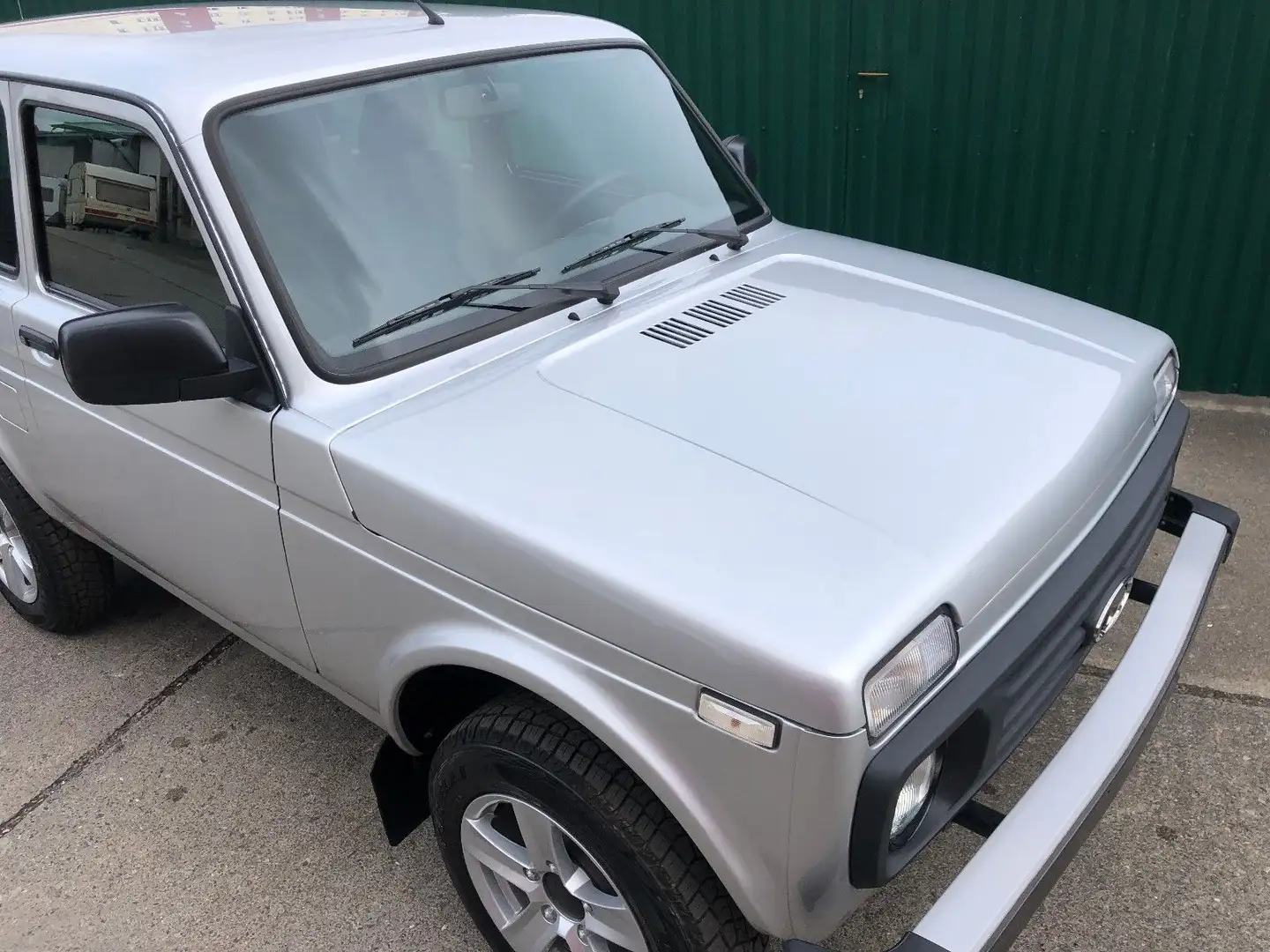 Lada Niva NIVA LEGEND "PREMIUM PLUS"! AET-Kollektion 2025! Silber - 2