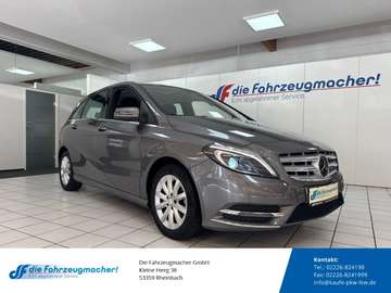 Bi-Xenon SHZ Parklenkass. Rückfahrkam. Notbremsass