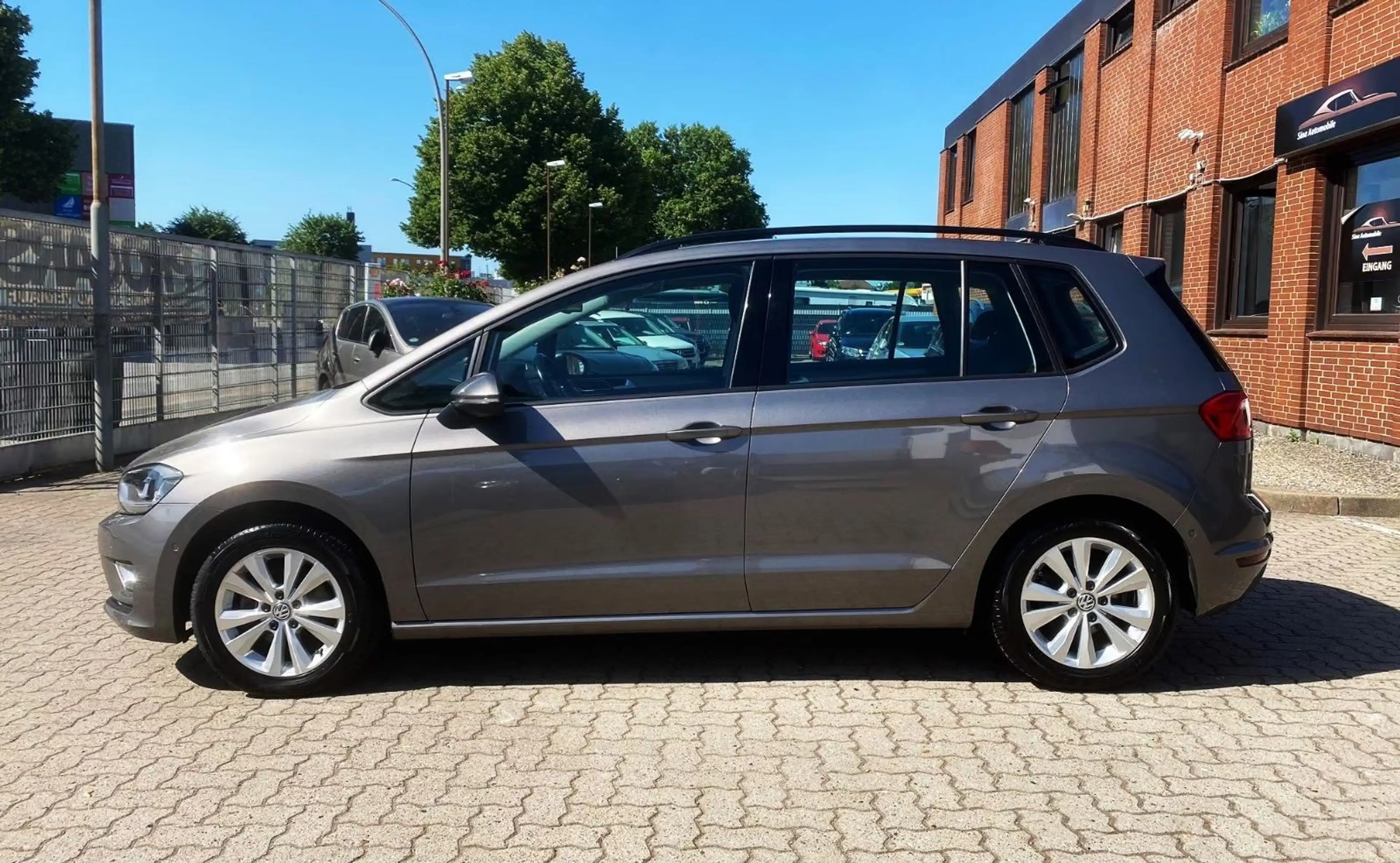 Volkswagen Golf Sportsvan 1.6 TDI DSG|AHK|ACC|1.HAND