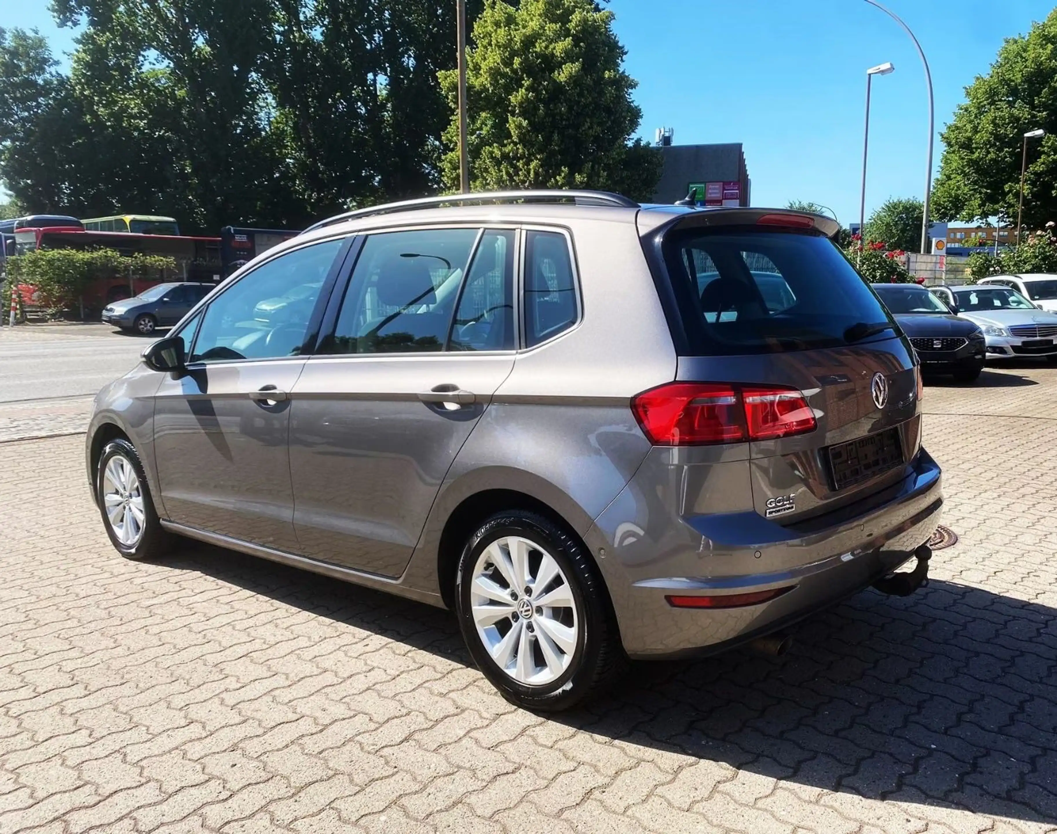 Volkswagen Golf Sportsvan 1.6 TDI DSG|AHK|ACC|1.HAND — photo 10