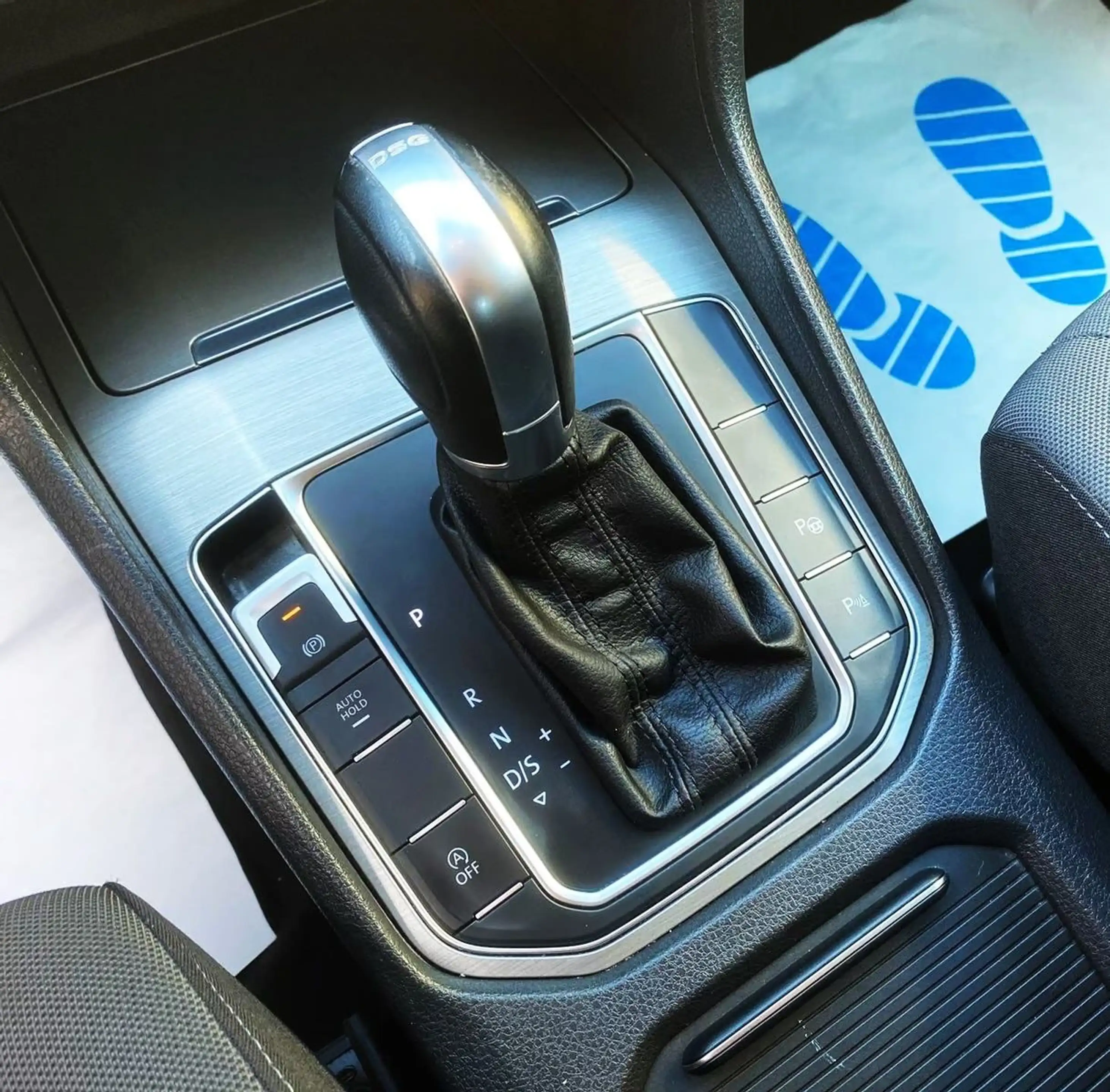 Volkswagen Golf Sportsvan 1.6 TDI DSG|AHK|ACC|1.HAND — photo 4