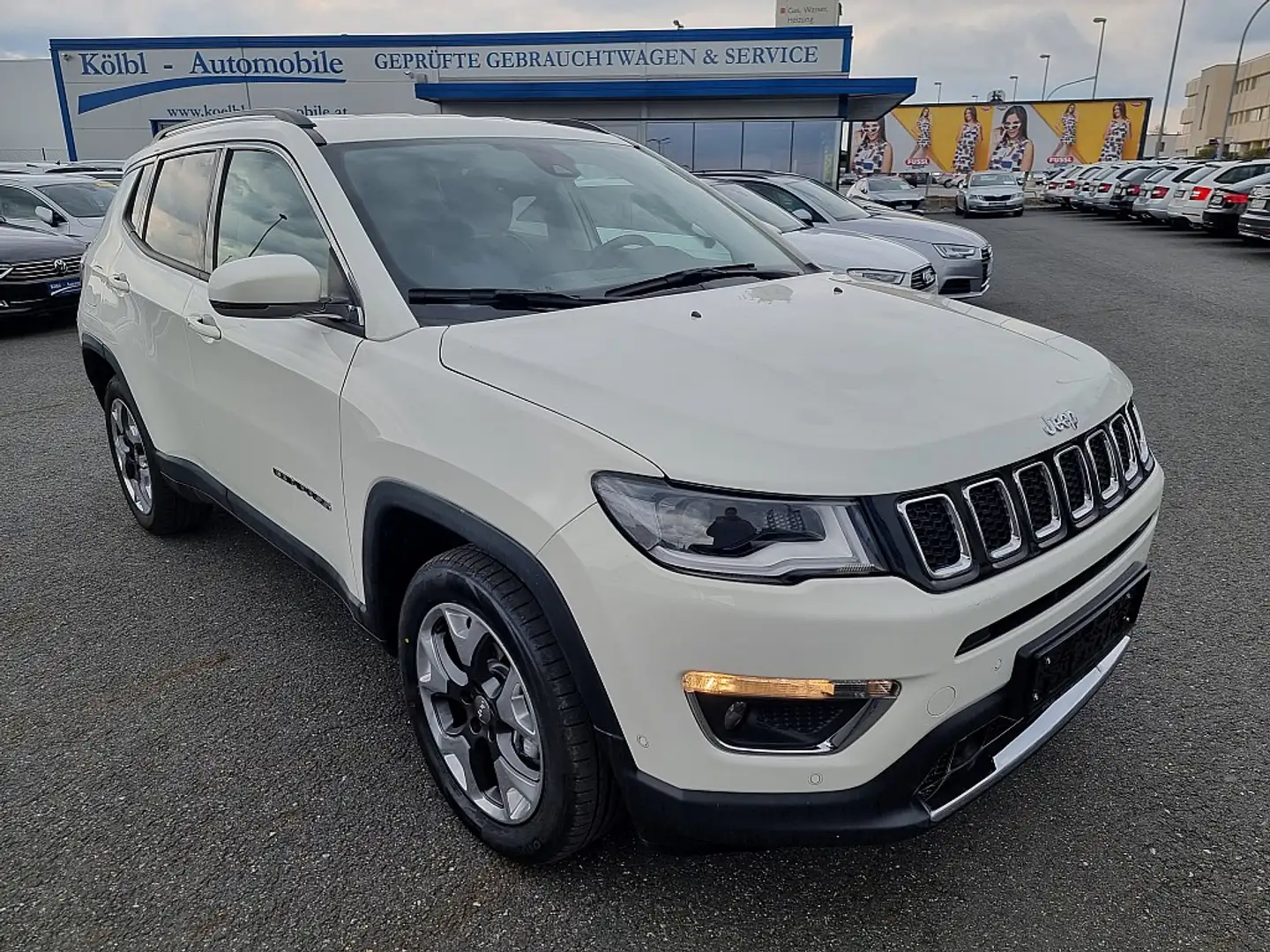 Jeep Compass 2,0 MultiJet II AWD Limited Aut. Weiß - 1