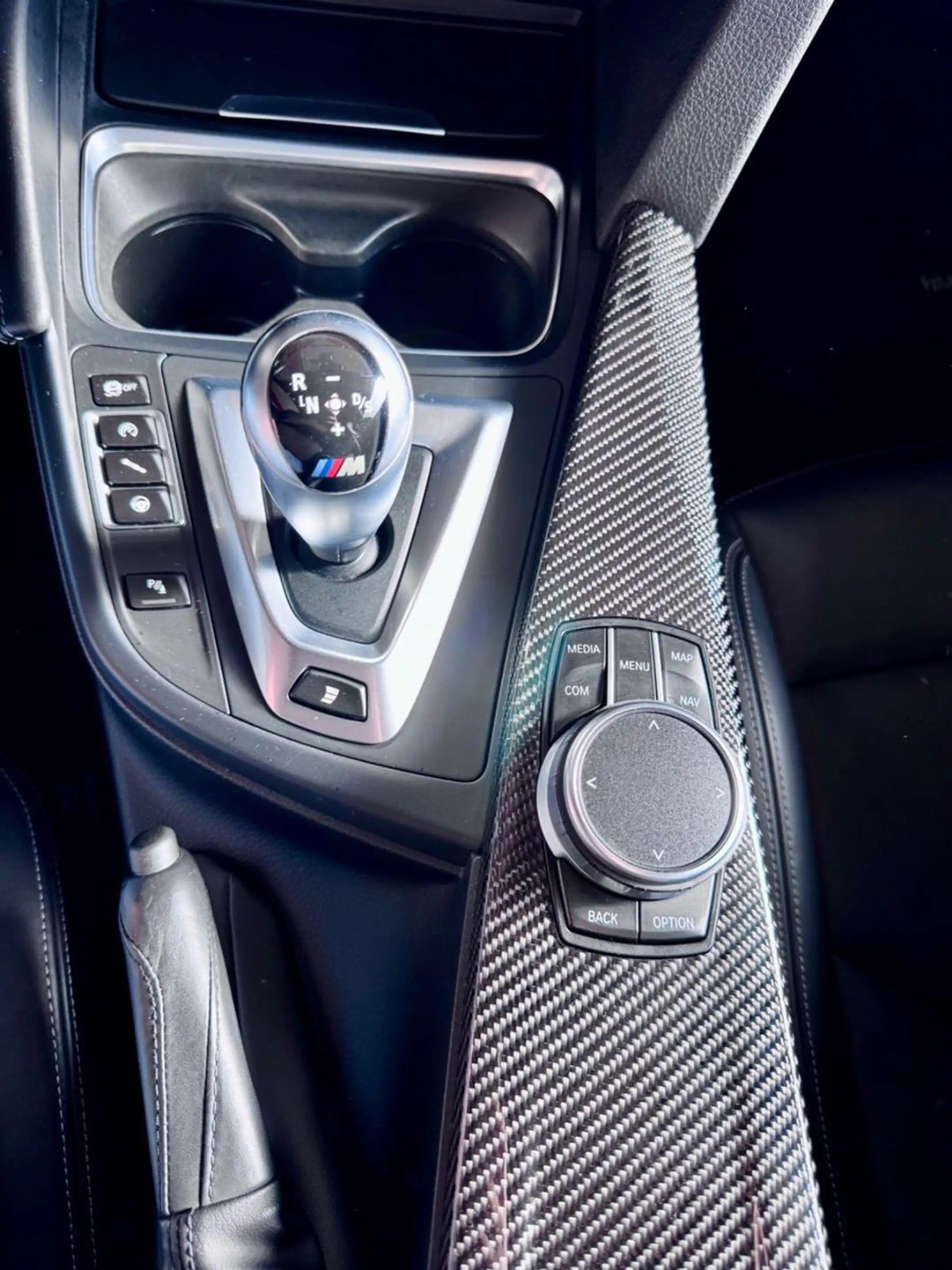 BMW M4 Coupe LED HeadUp Carbon Keramik Kamera Keyles — photo 15