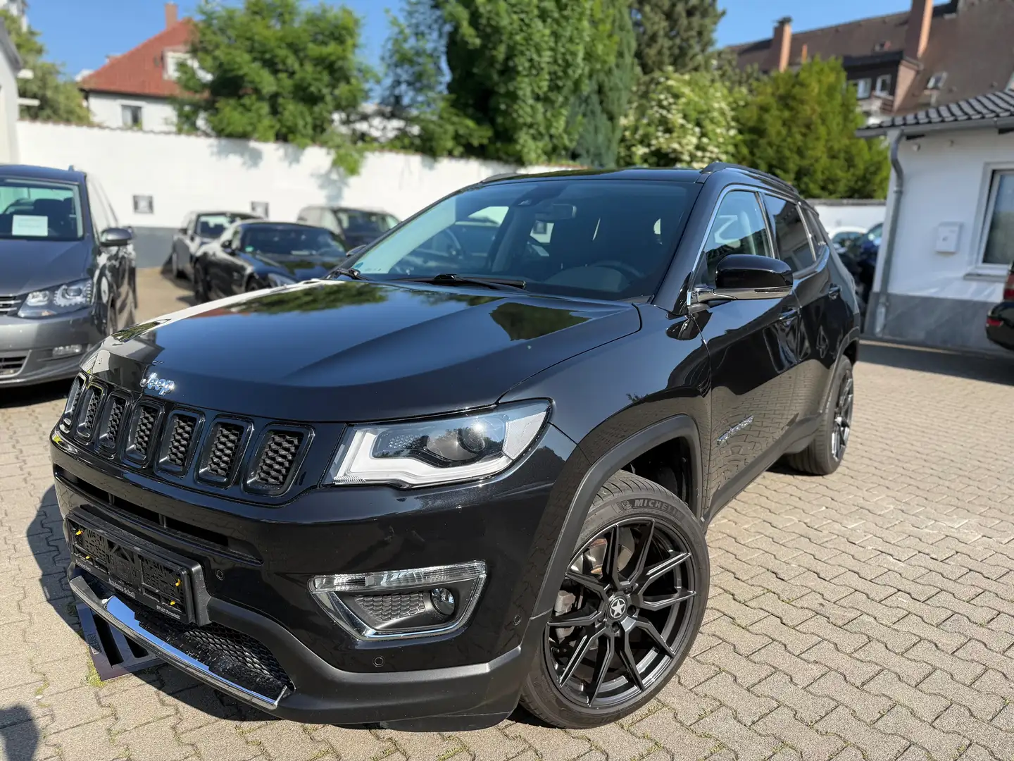 Jeep Compass Limited*Kamera*Totwinkel*8-Fach*Sound-System*uvm Schwarz - 1