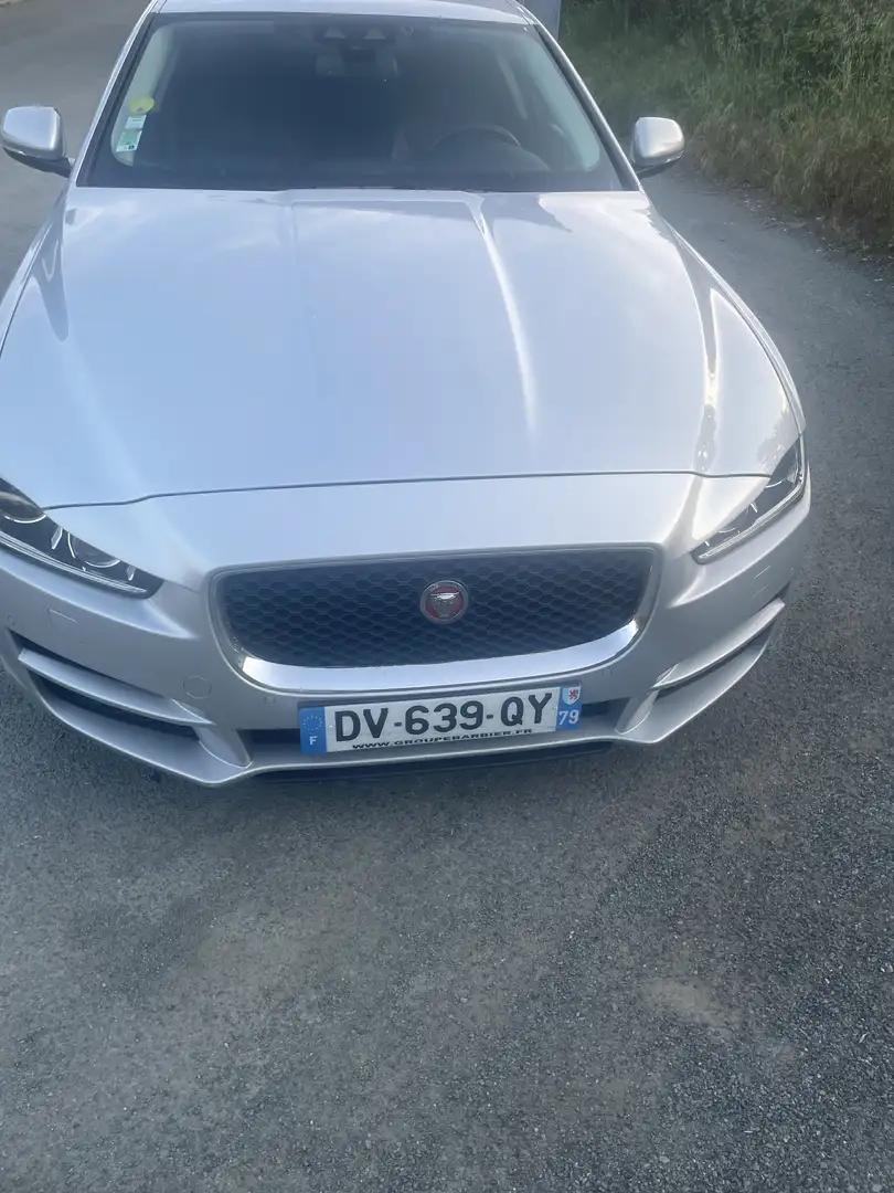 Jaguar XE 2.0 D - 180 ch BVA Prestige - 1