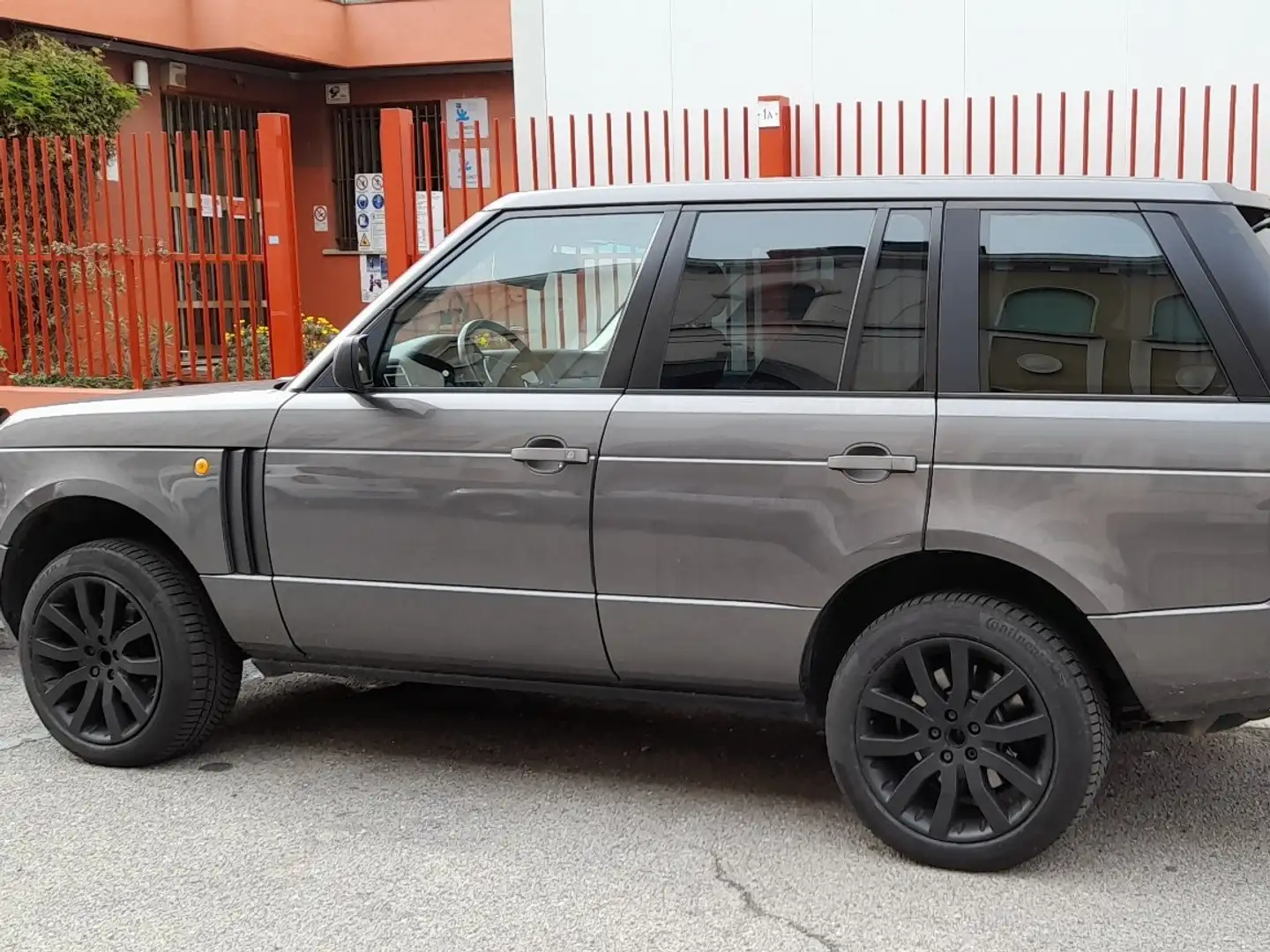 Land Rover Range Rover 4.4 V8 Vogue auto Grijs - 2