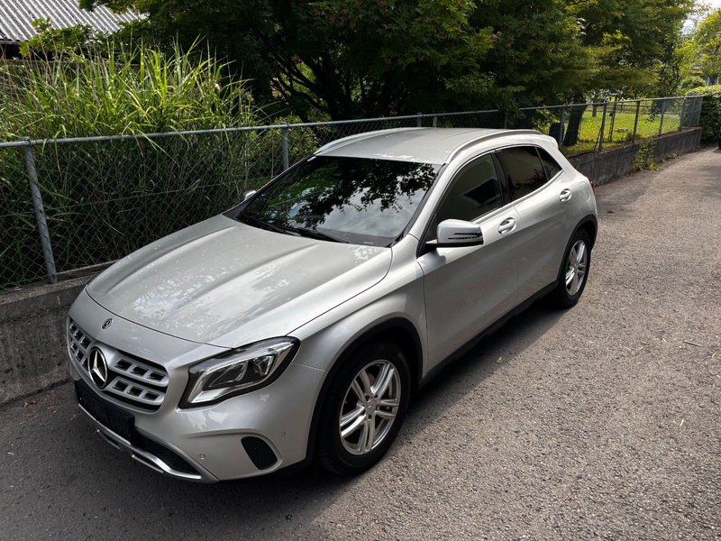Mercedes-Benz GLA 200 Urban 4Matic / 8 fach Bereift / Servicegepflegt — photo 6