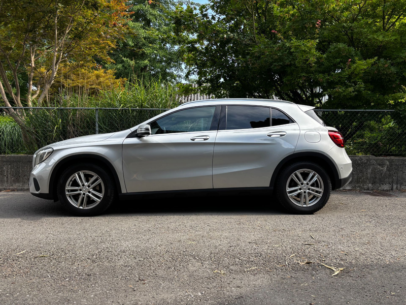 Mercedes-Benz GLA 200 Urban 4Matic / 8 fach Bereift / Servicegepflegt — photo 4