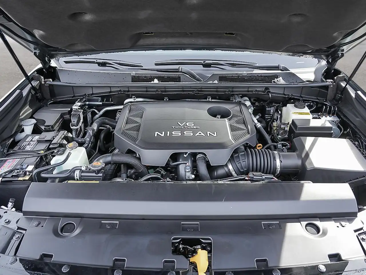Nissan Armada снимка Nissan Armada