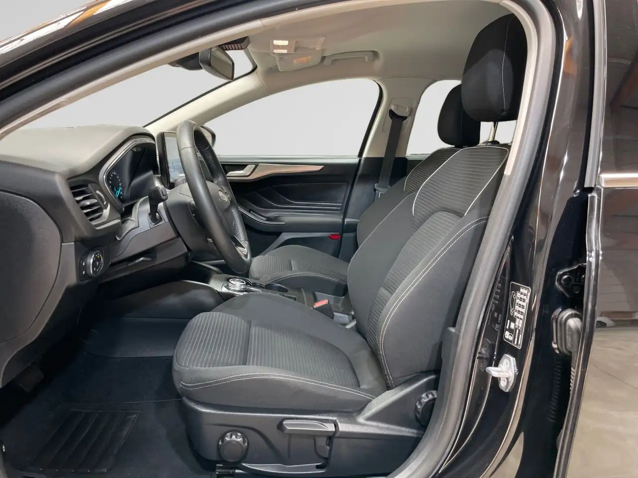 Ford Focus 1.5 EcoBlue 115cv Titanium AUTO, миниатюра 5