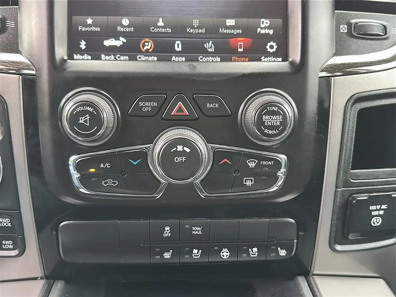 RAM 1500 снимка RAM 1500