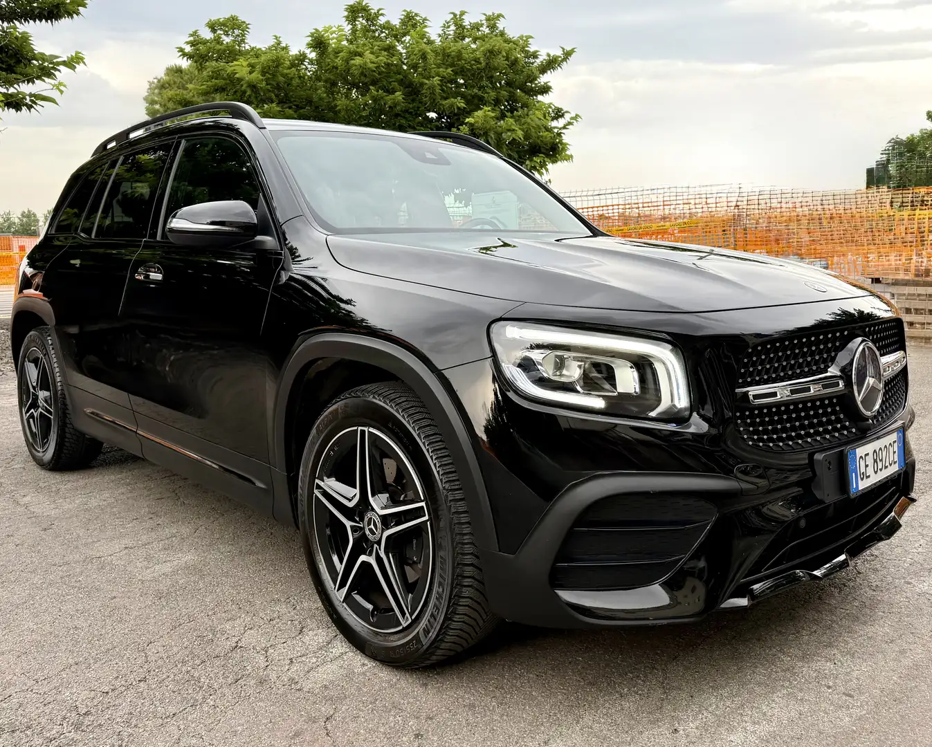 Mercedes-Benz GLB 200 d Premium Amg Night Edit 150CV-Luci Amb Nero - 1