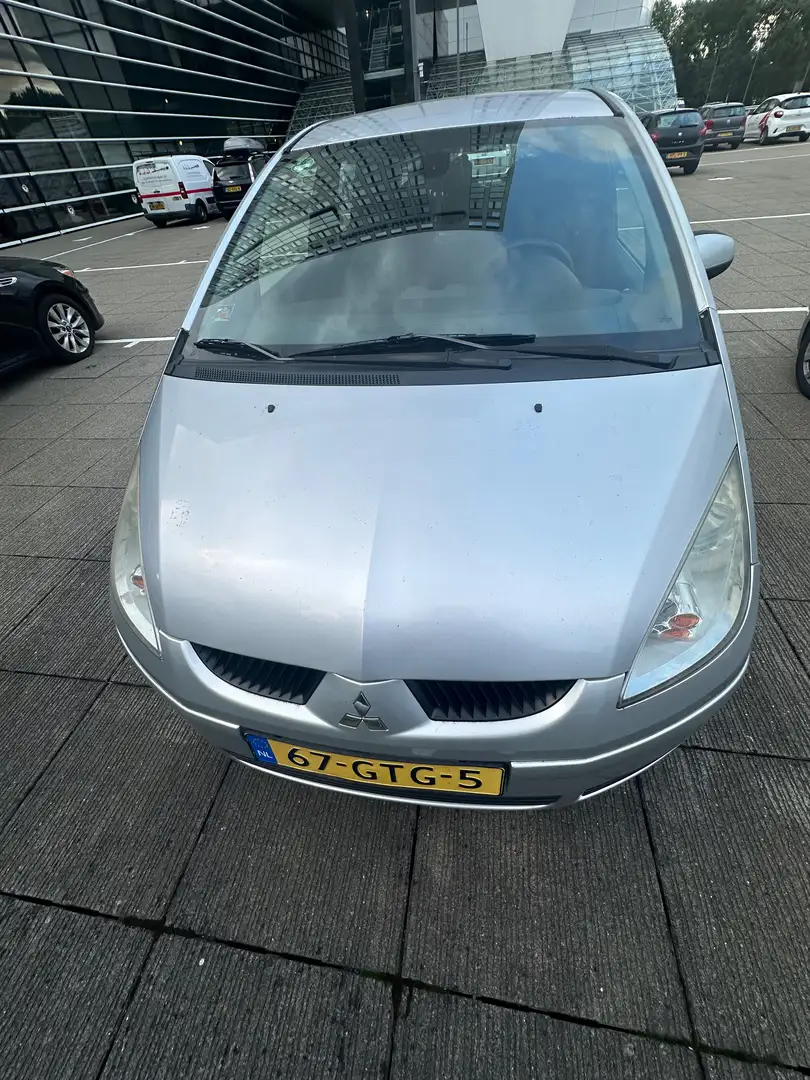 Mitsubishi Colt Colt 1.3 Invite+ Zilver - 1