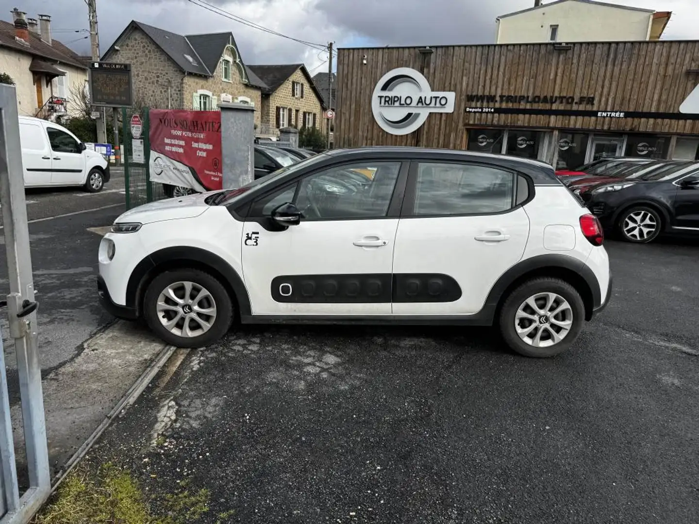Citroen C3 1.5 BlueHDi - 100 S\u0026S Graphic clim + radar AR Blanc - 2