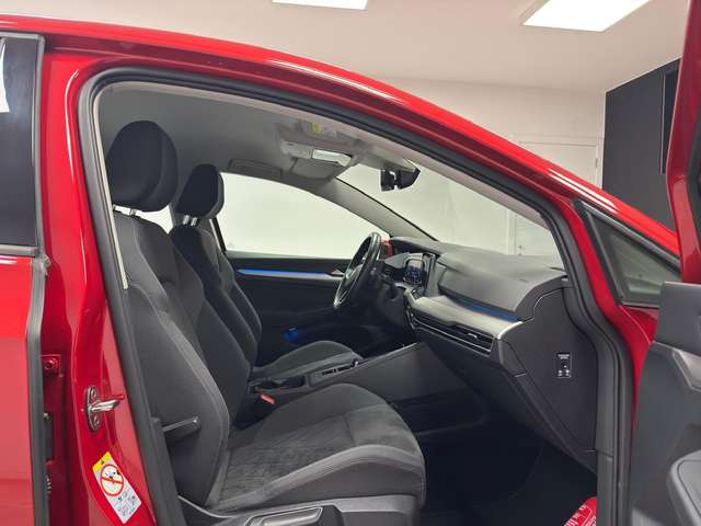 Volkswagen Golf — photo 12