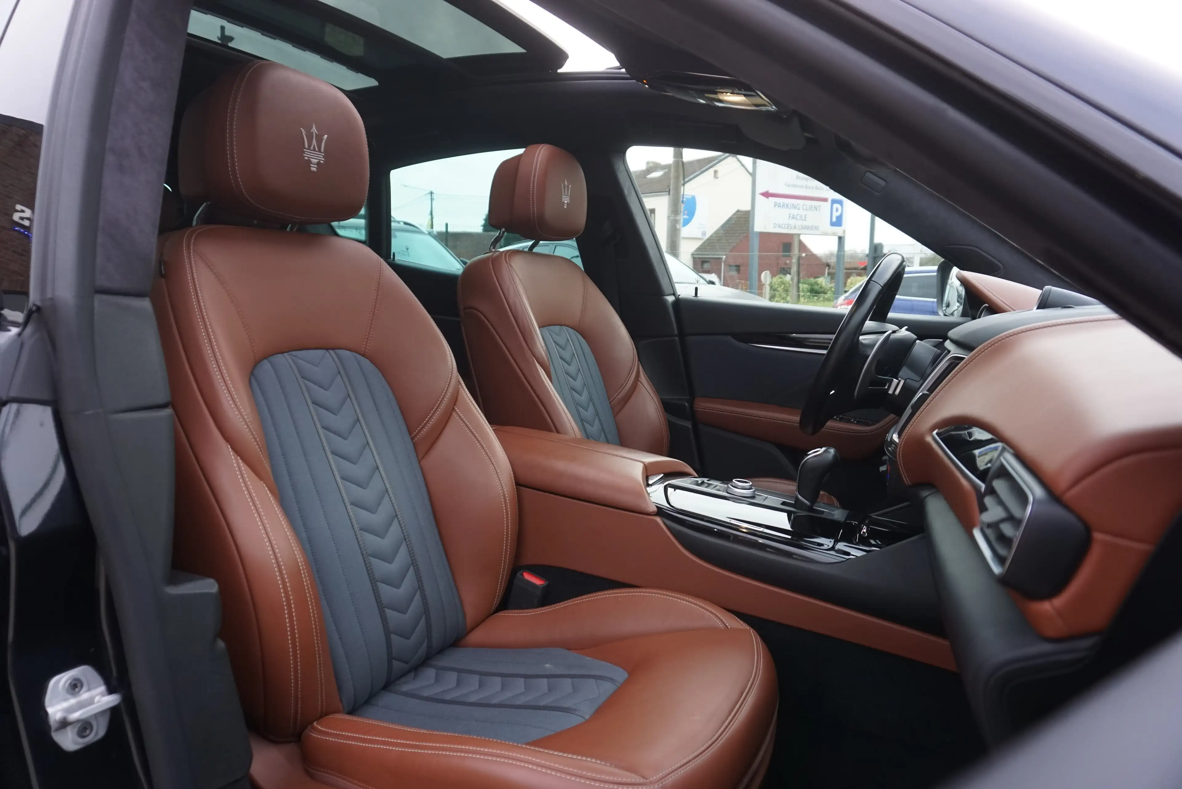 Maserati Levante 3.0 V6 TURBO PANO SOFT CLOSE CAM360 HARMAN BIXENON — photo 10