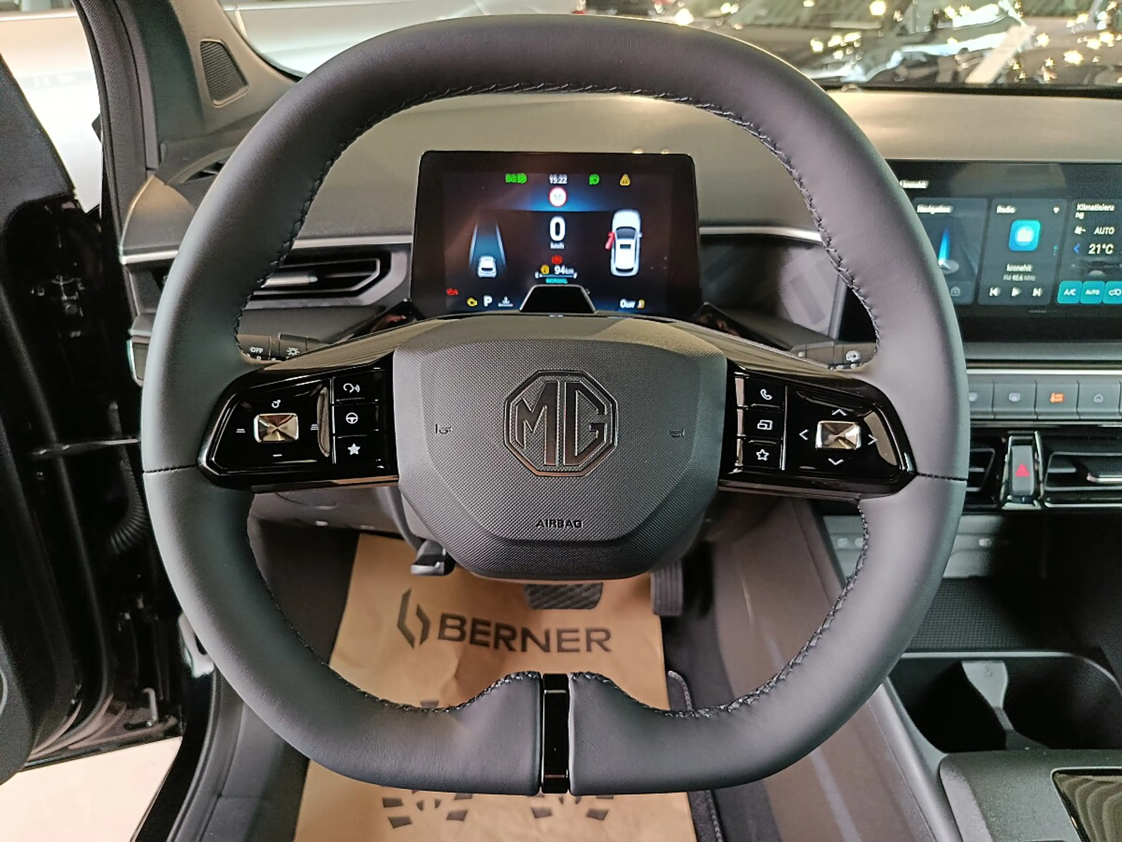 MG MG3 1,5 Hybrid+ Luxury Aut. *TAGESZULASSUNG*WINTERK... — photo 12