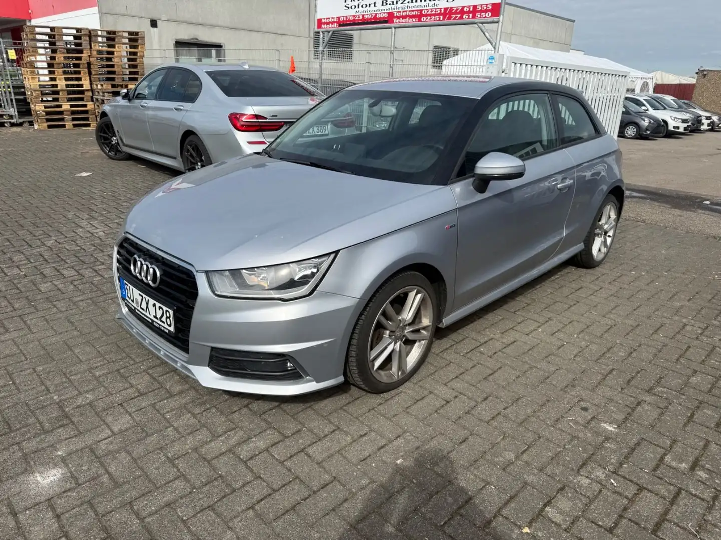 Audi A1 basis,Navi,Klima,Euro6,S line Silber - 1