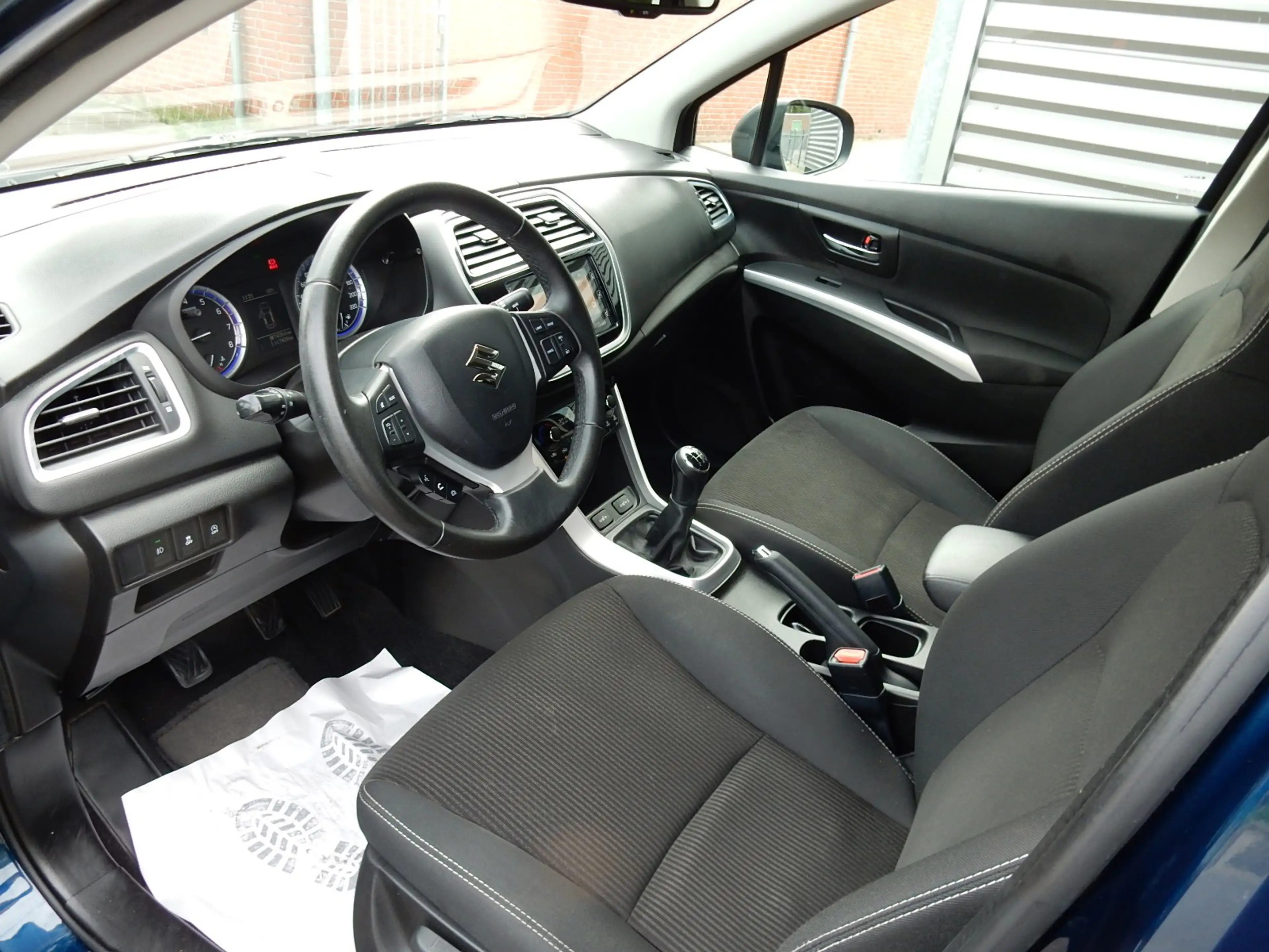 Suzuki S-Cross 1.0 BOOSTER JET*NAVI*CR CONTR*CAMERA*STL VERW* — photo 7