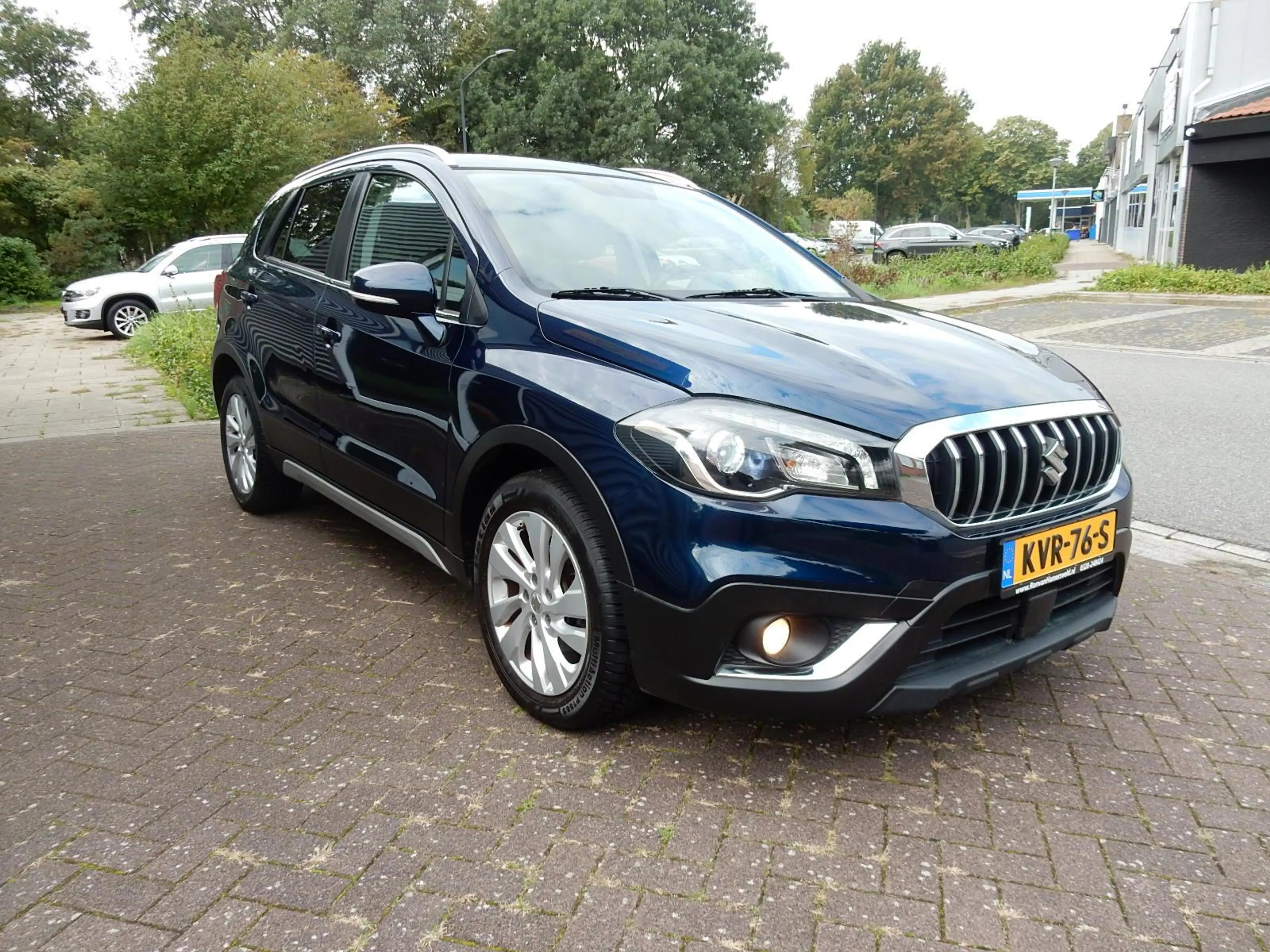 Suzuki S-Cross 1.0 BOOSTER JET*NAVI*CR CONTR*CAMERA*STL VERW* — photo 3