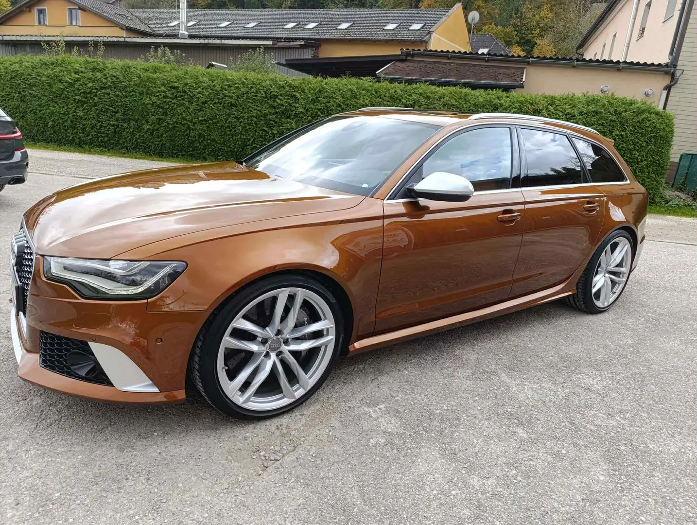 Audi RS6 A6 RS6 Avant 4,0 TFSI quattro Aut. Braun - 1