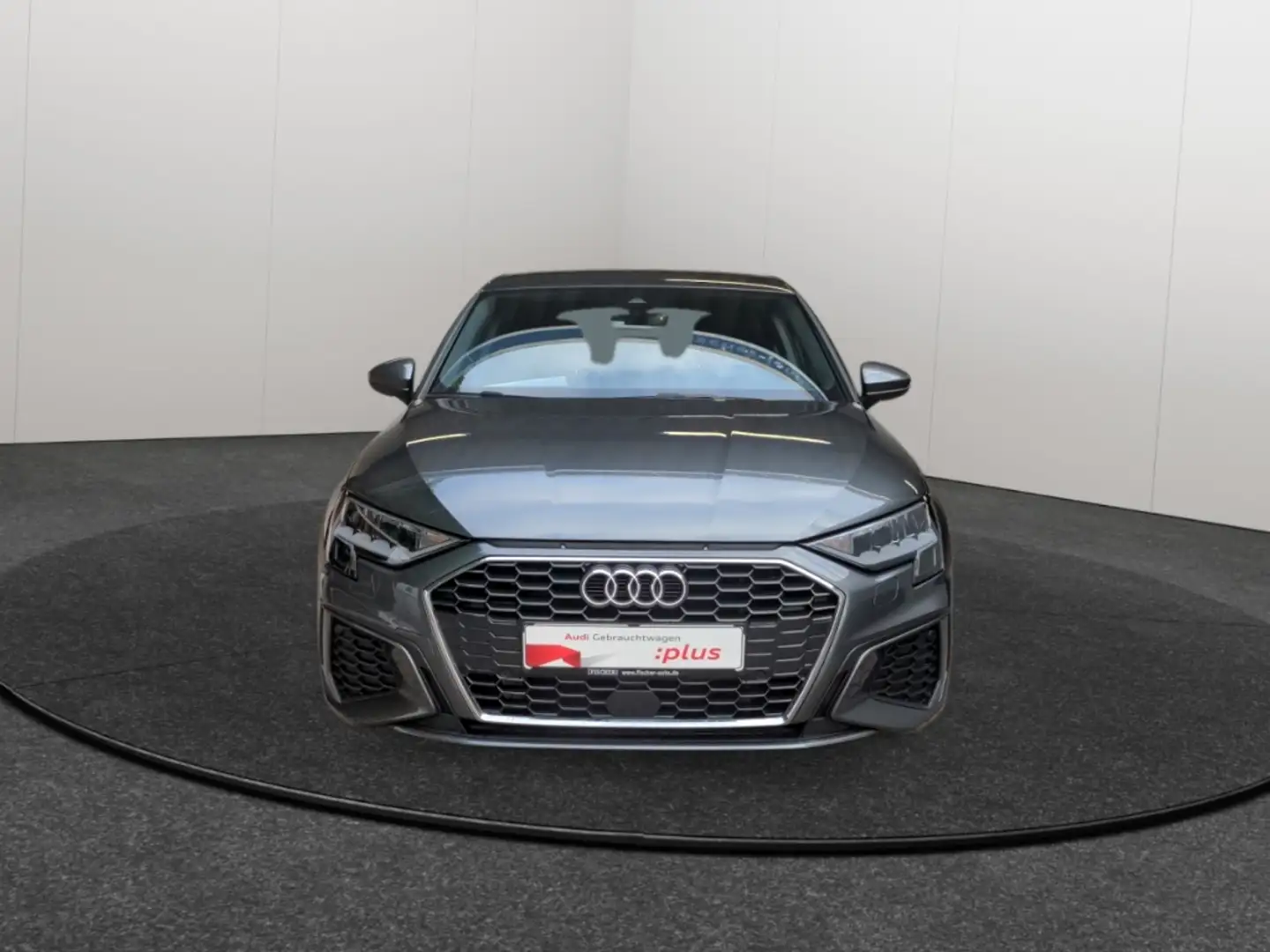 Audi A3 Sportback 40TFSI e S-tronic S line LED Navi GRA SH Grau - 2