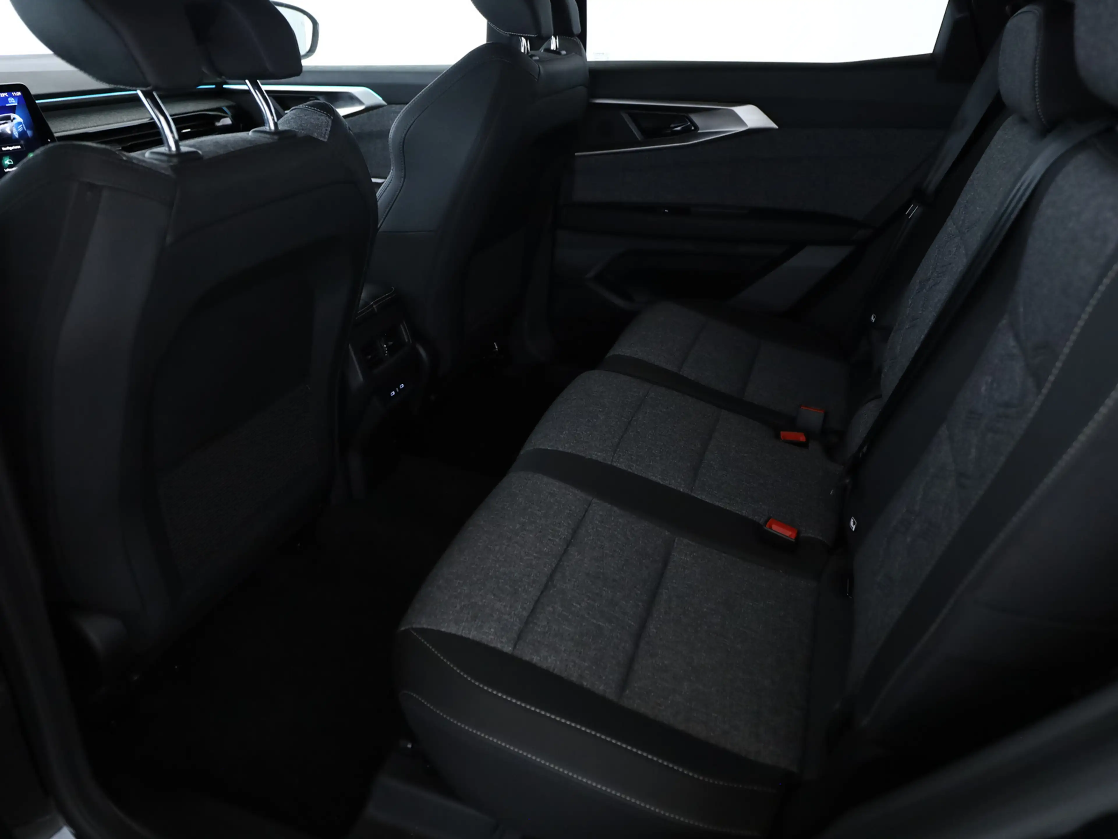 Renault Espace 6 Techno Full Hybrid E-Tech 200 7-Sitzer Winter Paket — photo 12