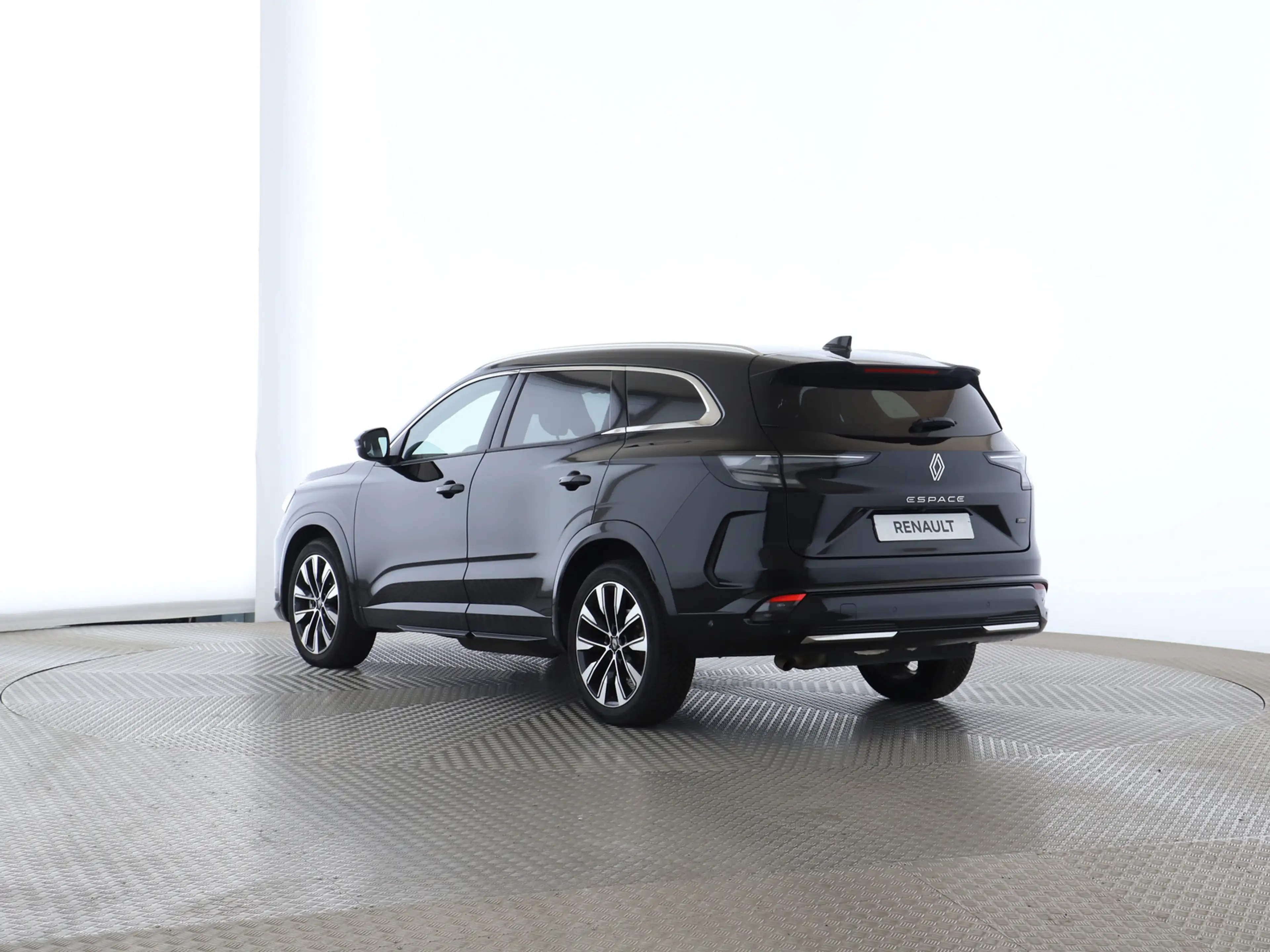 Renault Espace 6 Techno Full Hybrid E-Tech 200 7-Sitzer Winter Paket — photo 4