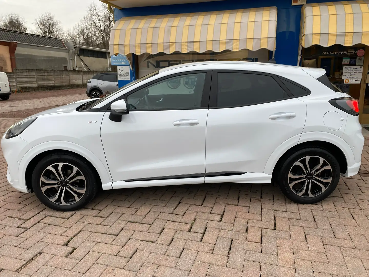 Ford Puma Puma II 2020 1.0 ecoboost h ST-Line s Weiß - 2