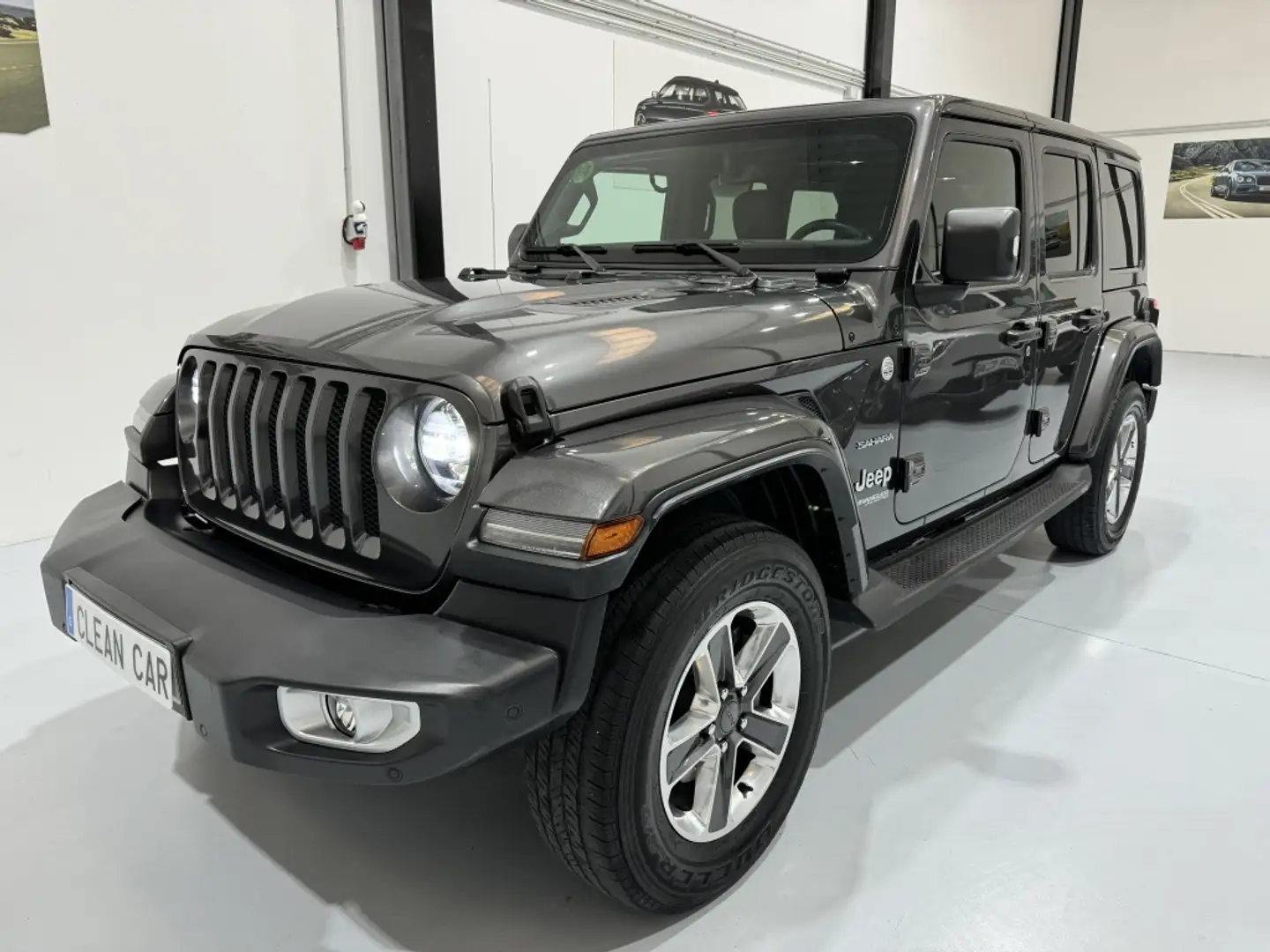 Jeep Wrangler Unlimited 2.2CRD Sahara 8ATX Gris - 1