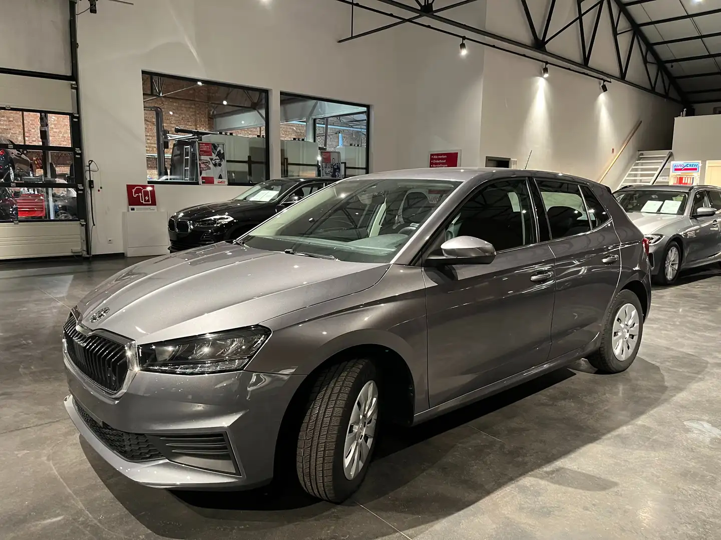 Skoda Fabia Fabia 1.0 MPI Ambition Grijs - 1