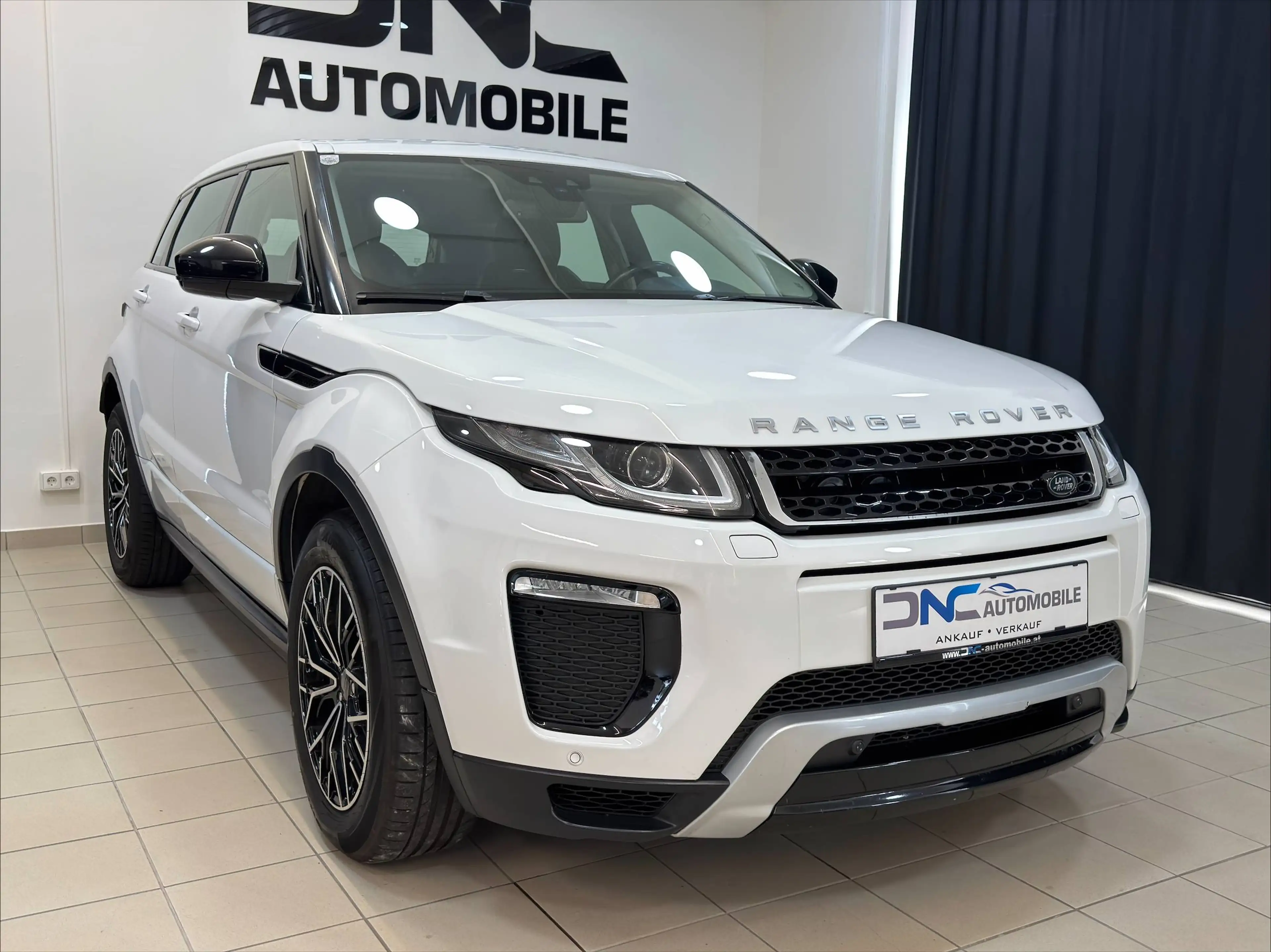 Land Rover Range Rover Evoque SE Dynamic 2,0 TD4 Aut. — photo 2