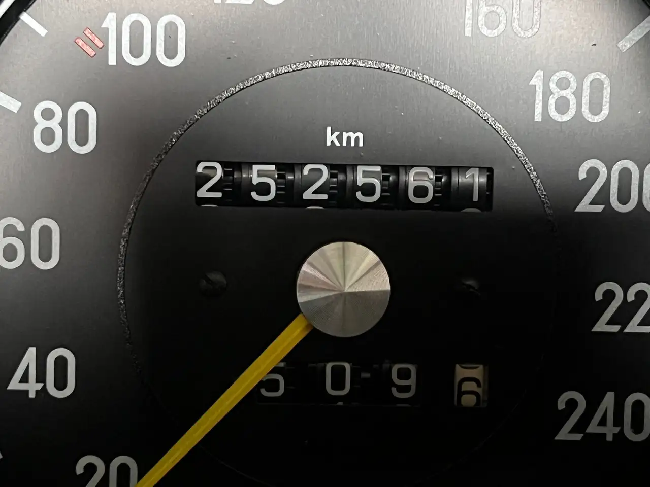 Mercedes-Benz SL 560, foto 6