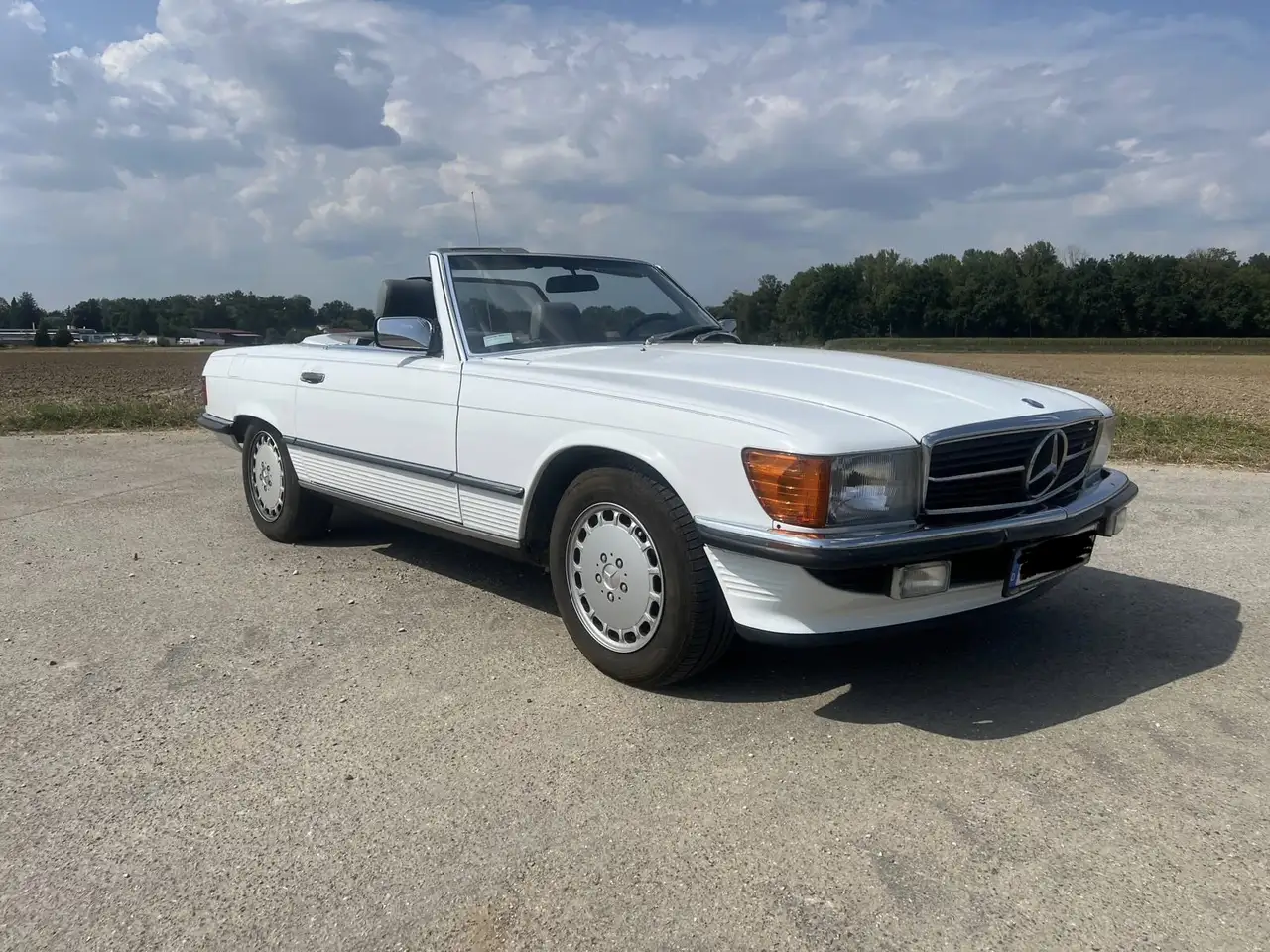 Mercedes-Benz SL 560, foto 2