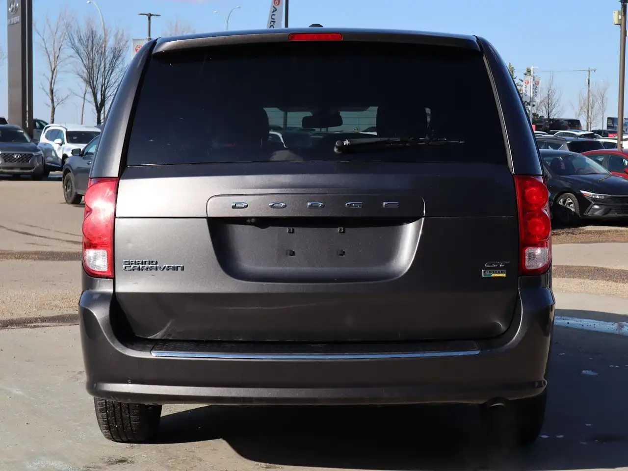 Dodge Grand Caravan снимка Dodge Grand Caravan