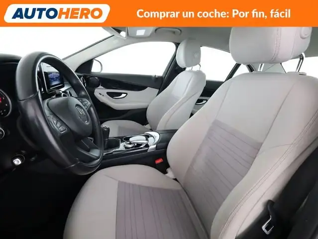 Mercedes-Benz C-Class view 11