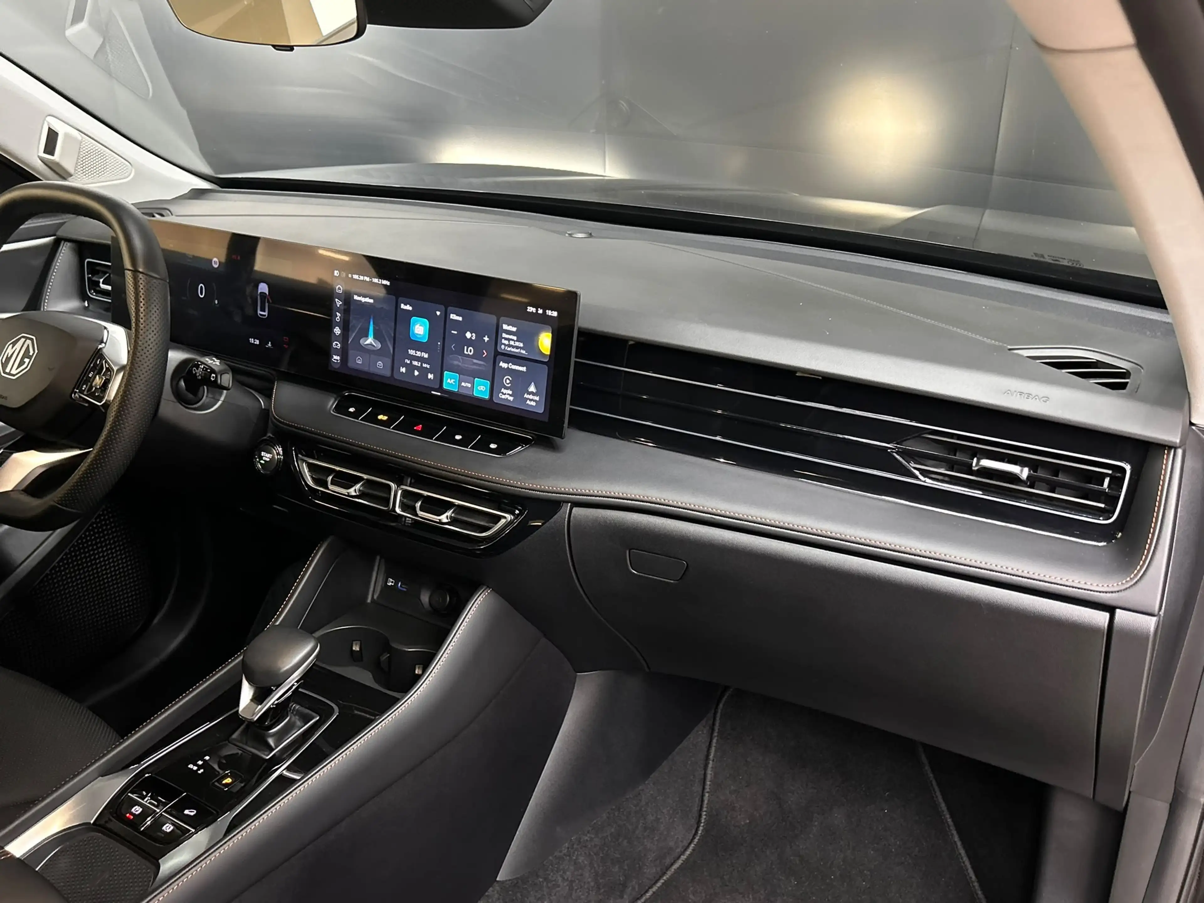 MG HS 1.5 TGDI Luxury >NAV+360+VIRTU+ACC+LEDER+SHZ+ — photo 14