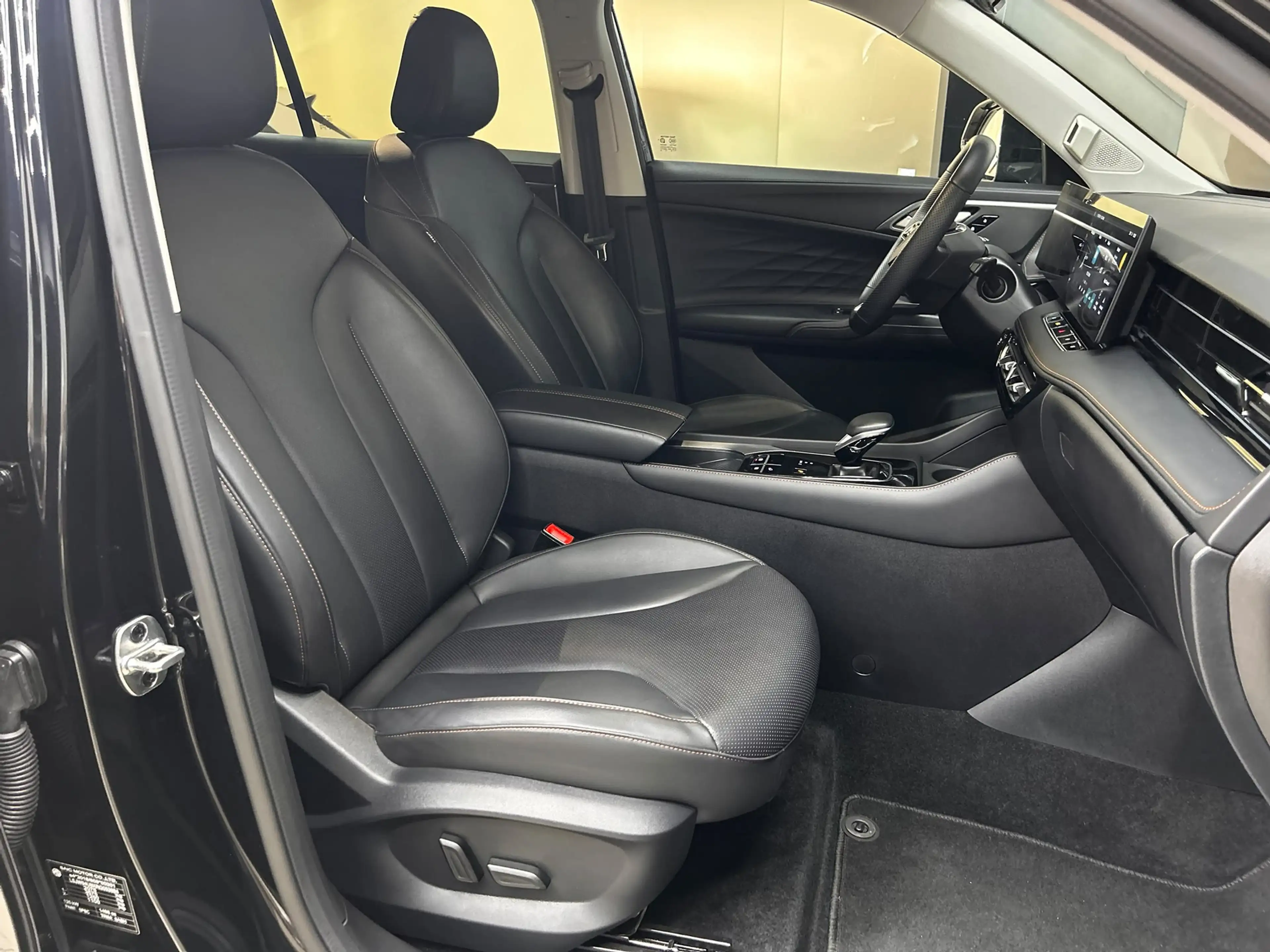 MG HS 1.5 TGDI Luxury >NAV+360+VIRTU+ACC+LEDER+SHZ+ — photo 9