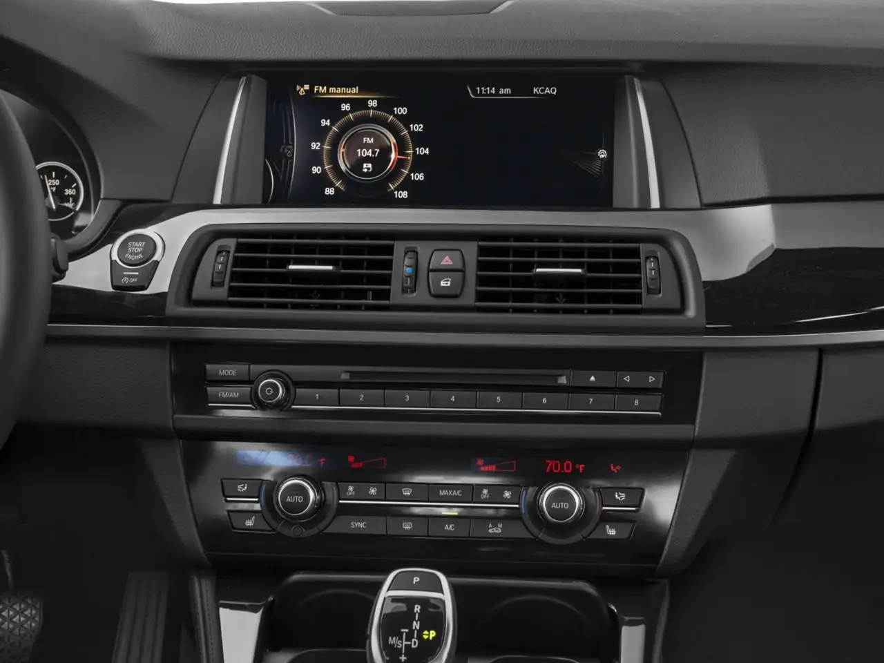 BMW 5 Series снимка BMW 5 Series