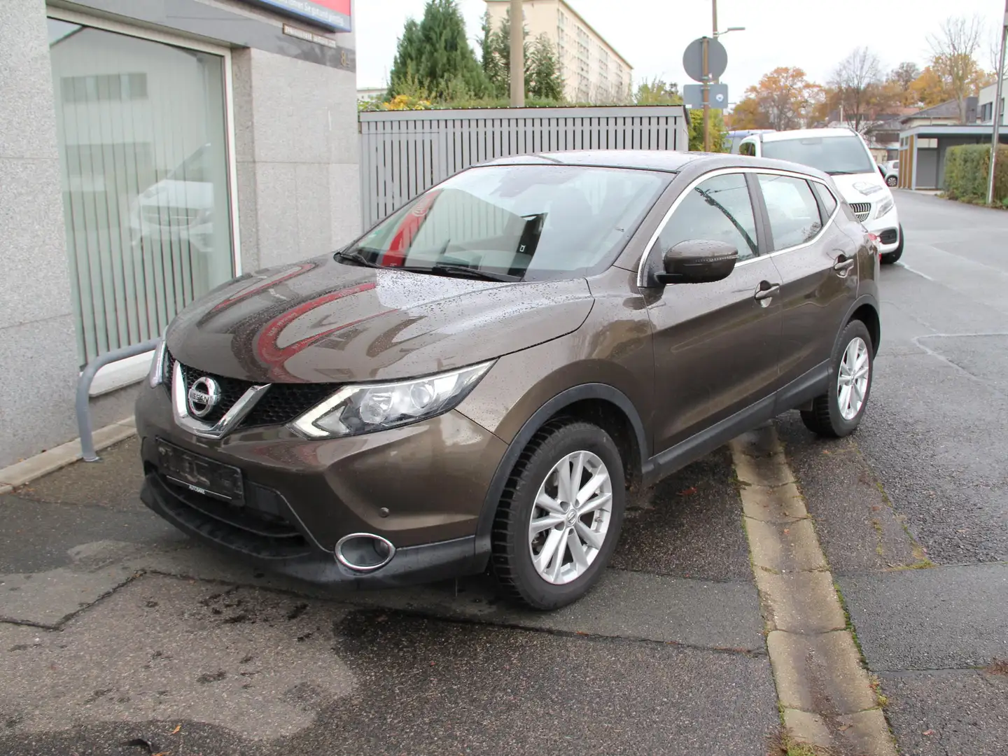 Nissan Qashqai Visia Grau - 1