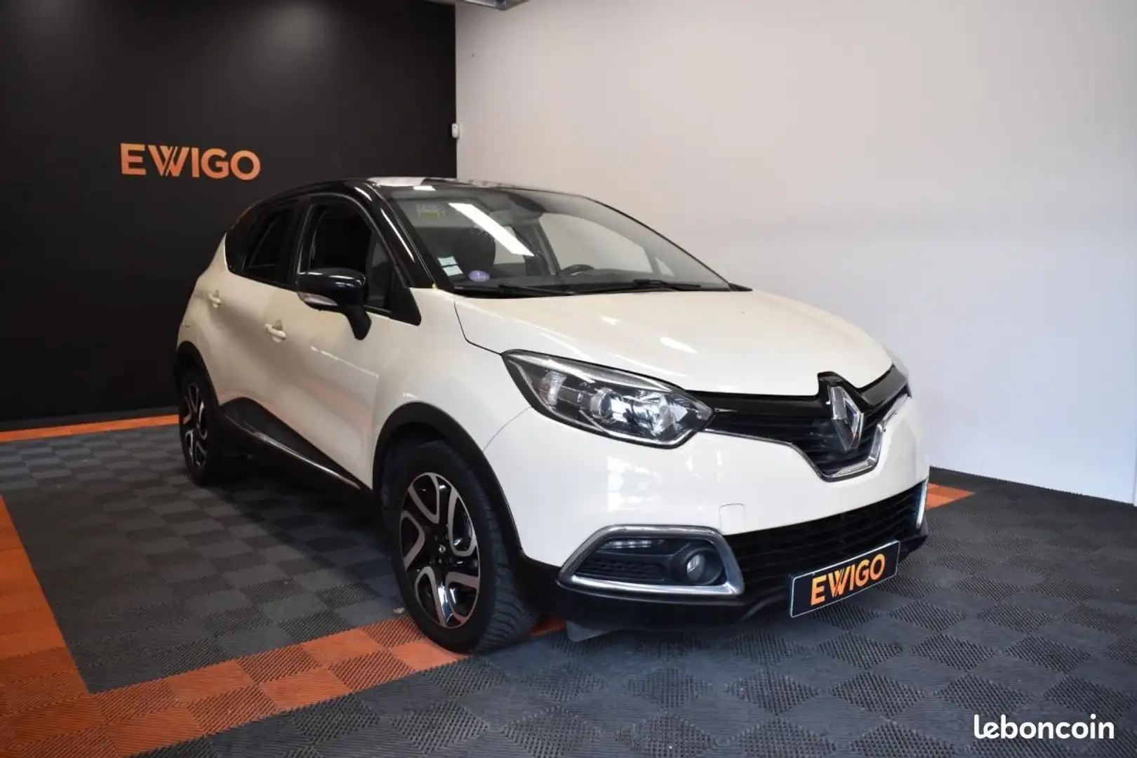 Renault Captur 1.2 TCE 120 ARIZONA EDC BVA SUIVI GARANTIE 6 à 36  Blanc - 1