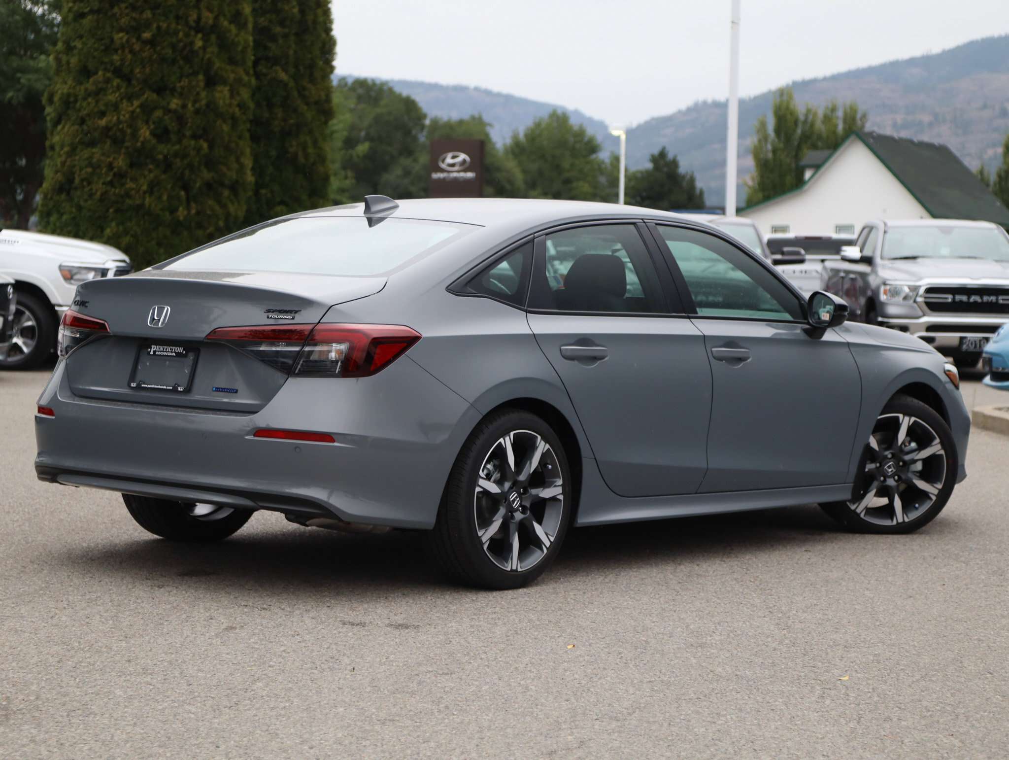 2026 Honda Civic Sport Touring - Navigation / Backup Camera / FWD — снимка 1