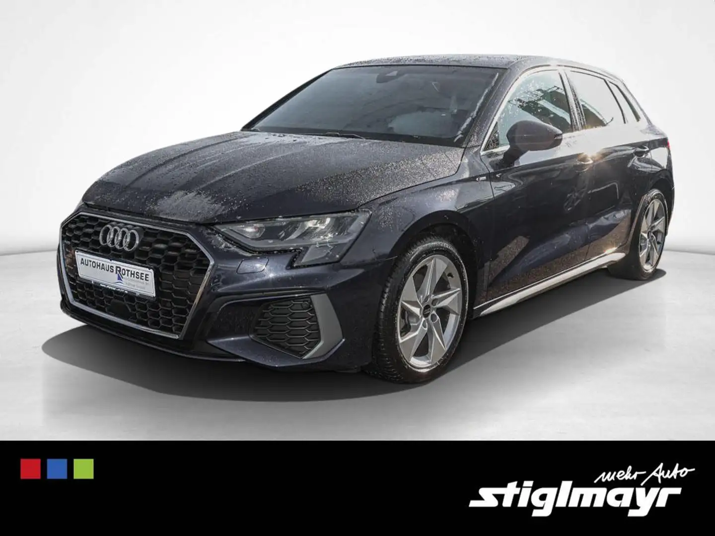 Audi A3 S-line 35 TFSI S-tronic NAVI+PANO Bleu - 1