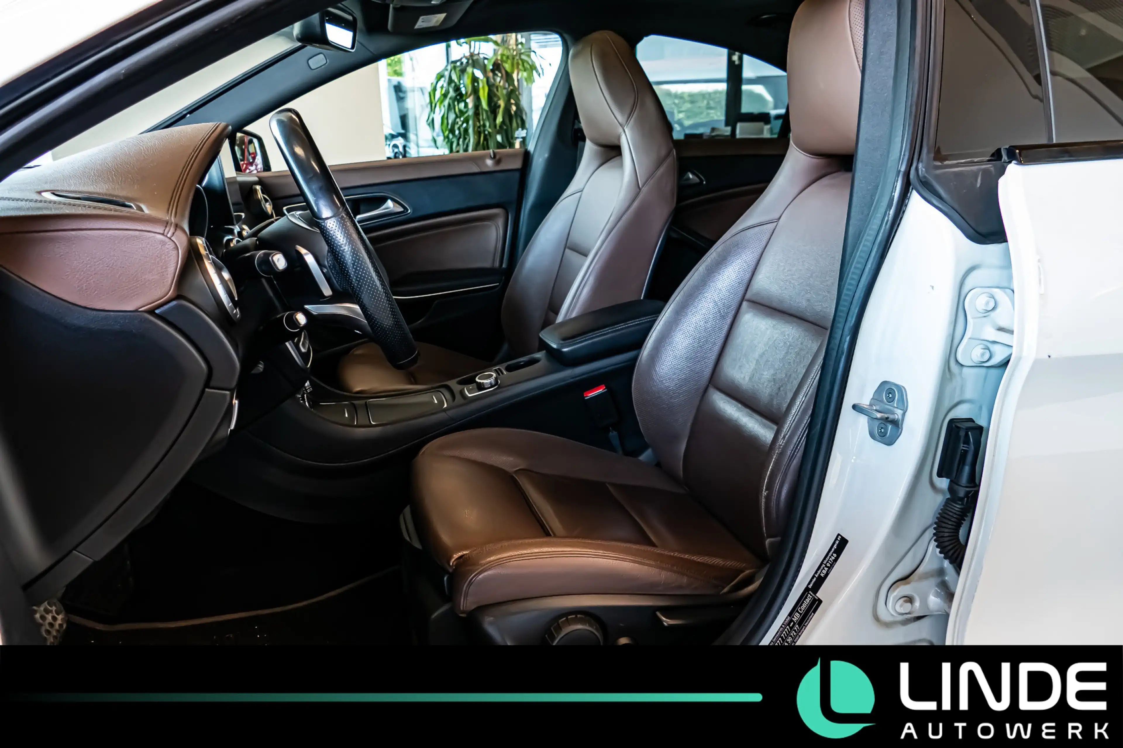Mercedes-Benz CLA 220 d AMG-LINE|NIGHT|LED|PANO|R.KAMERA|H-K — photo 12