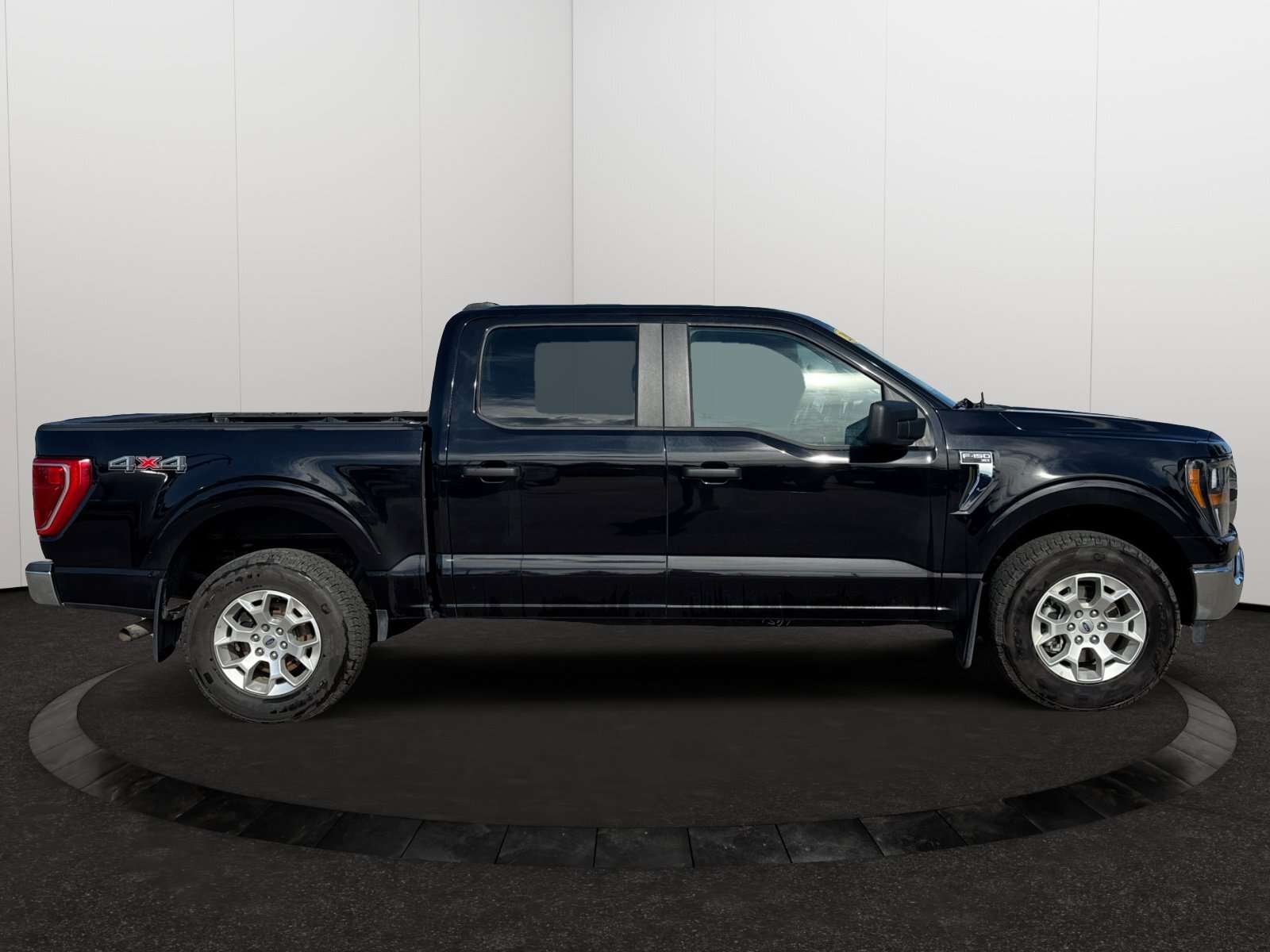 2023 Ford F-150 XL | One Owner | Apple Carplay | Low Kms — снимка 1