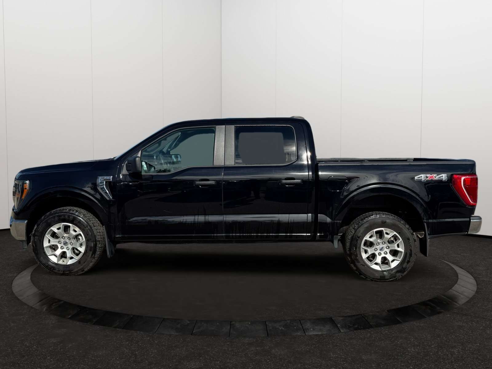 2023 Ford F-150 XL | One Owner | Apple Carplay | Low Kms — снимка 1