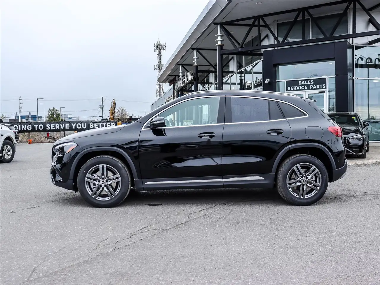Mercedes-Benz GLA снимка Mercedes-Benz GLA