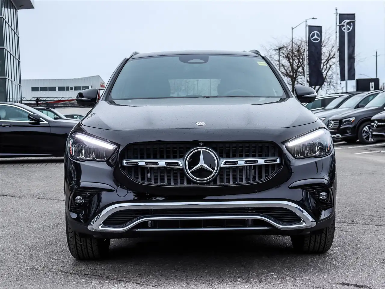 Mercedes-Benz GLA снимка Mercedes-Benz GLA