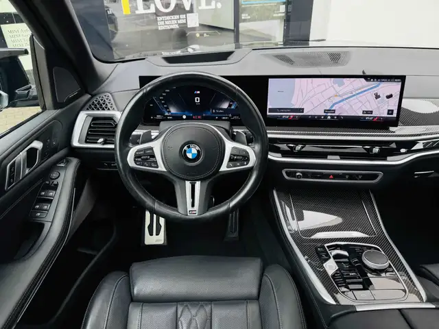 BMW X5 view 7