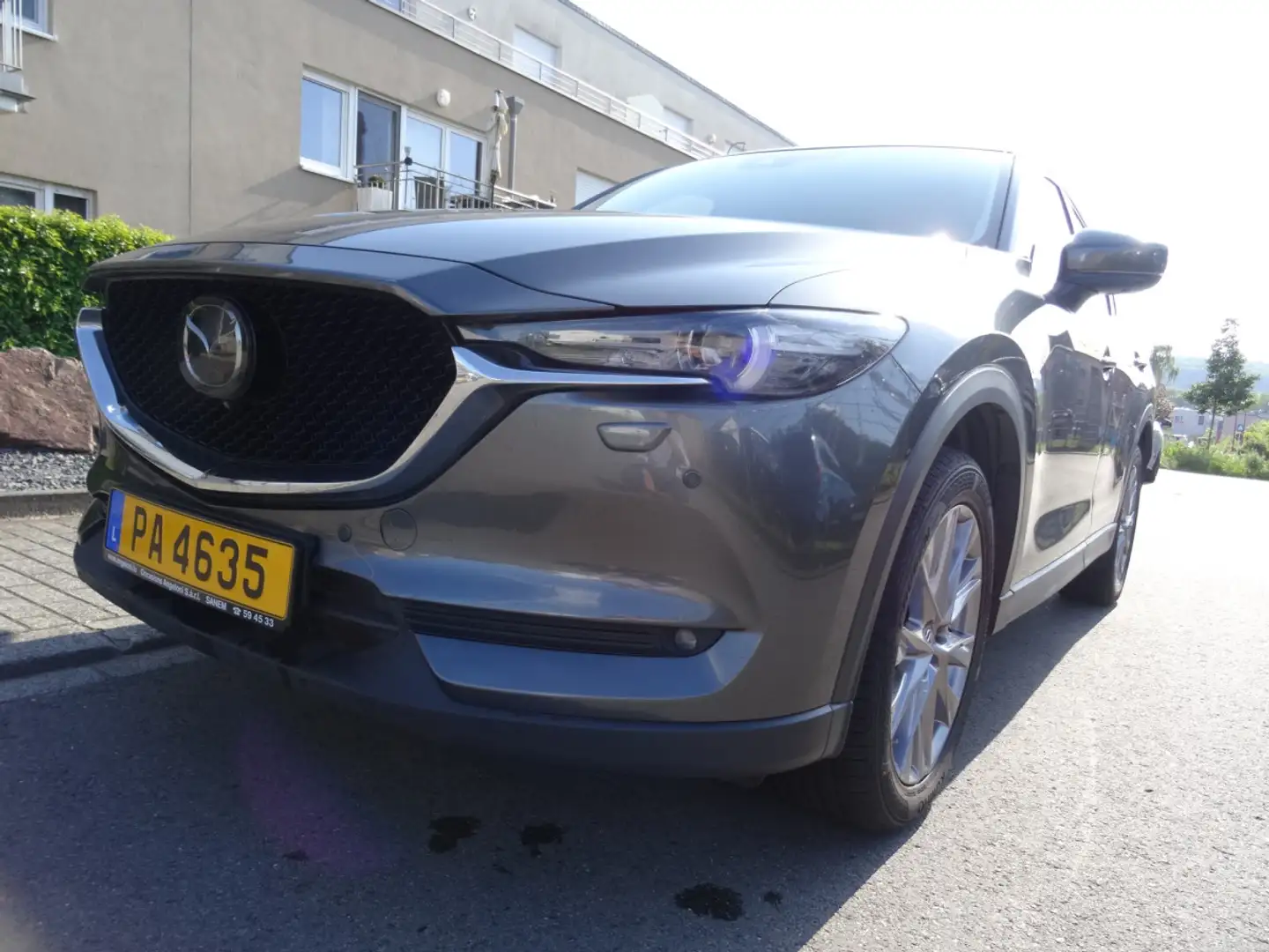 Mazda CX-5 2.2 Skyactiv-D Aut. Exclusive-Line Grijs - 1
